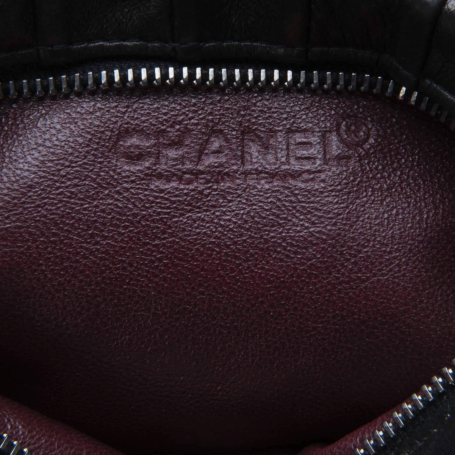 TRES CHIC Chanel Black Shoulder/ Clutch Bag with Silver Palladium Hardware 2