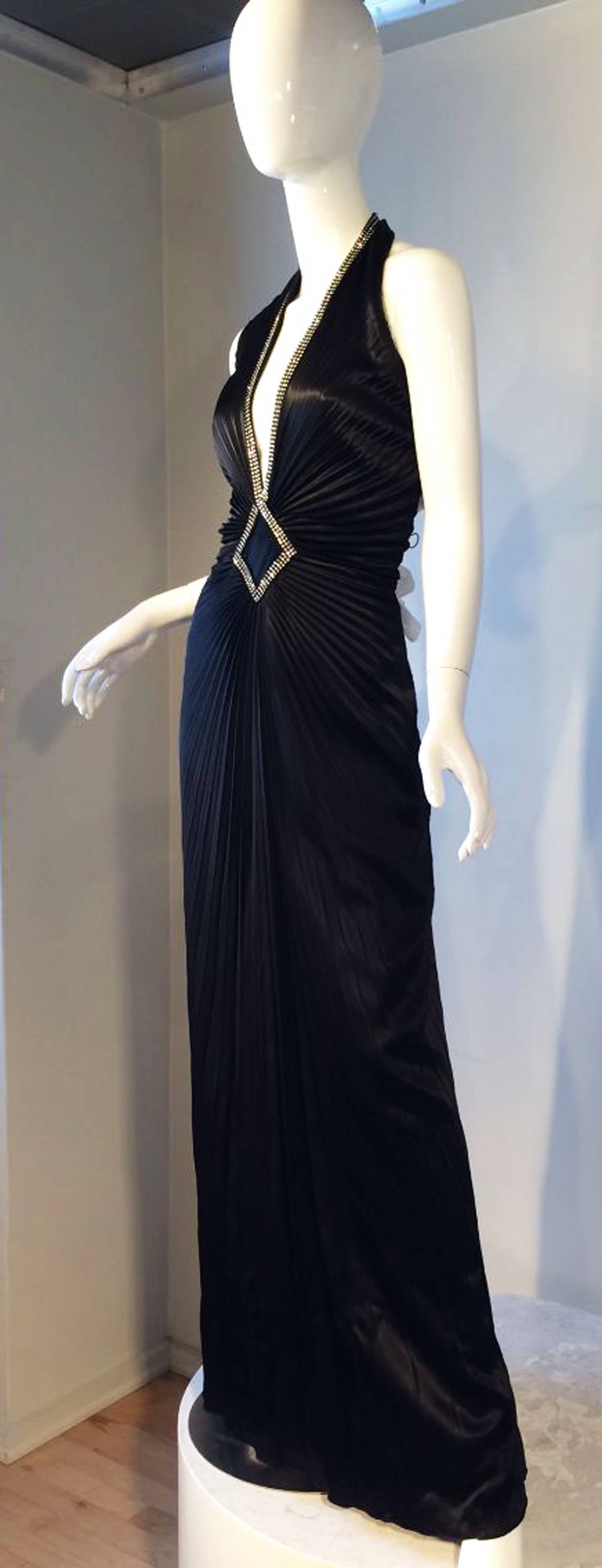 Travilla Starburst Pleated Jeweled Gown ca.1970 In Excellent Condition In Phoenix, AZ