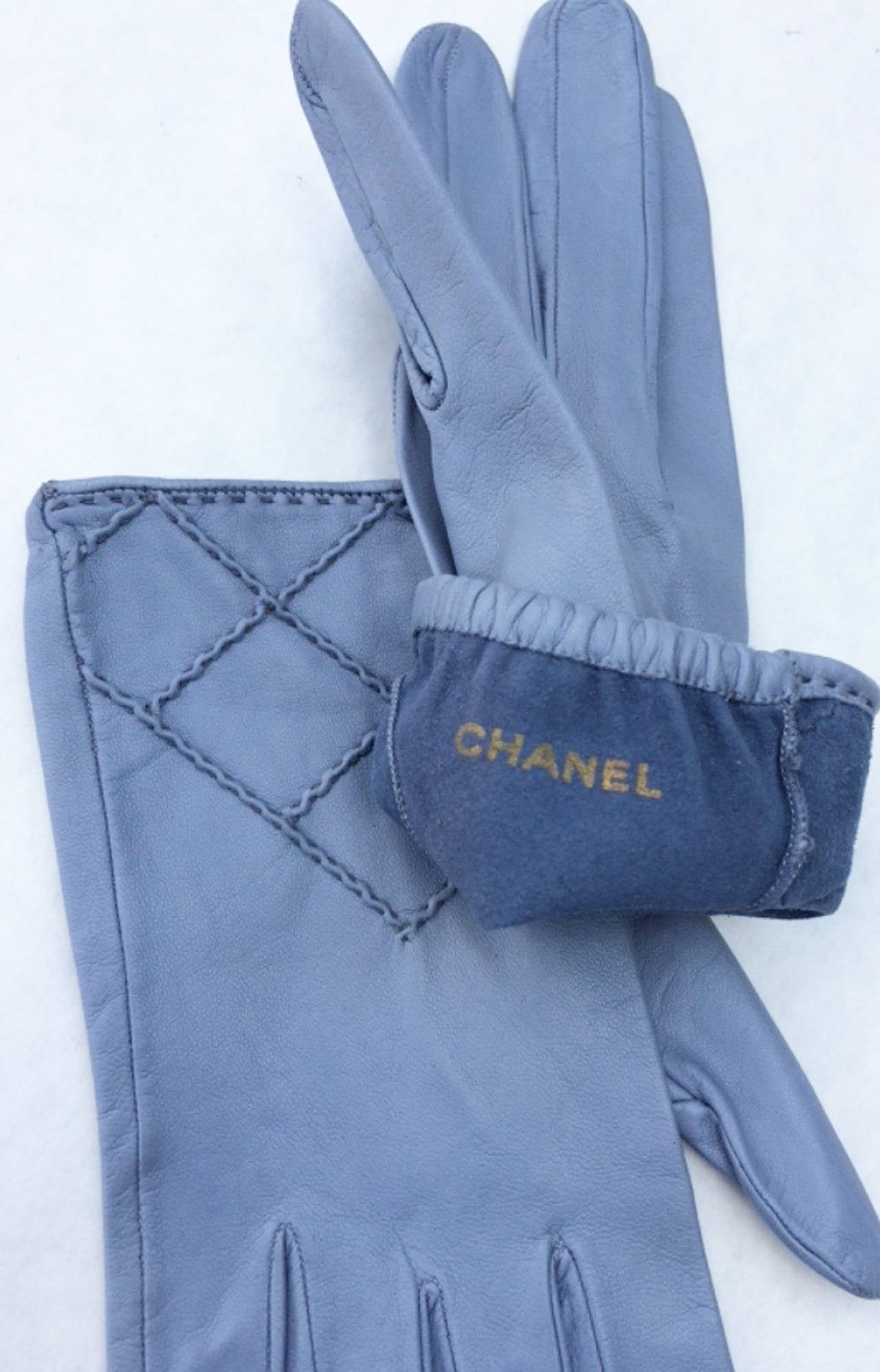 Chanel Quilted Leather Gloves 1980s In Excellent Condition In Phoenix, AZ