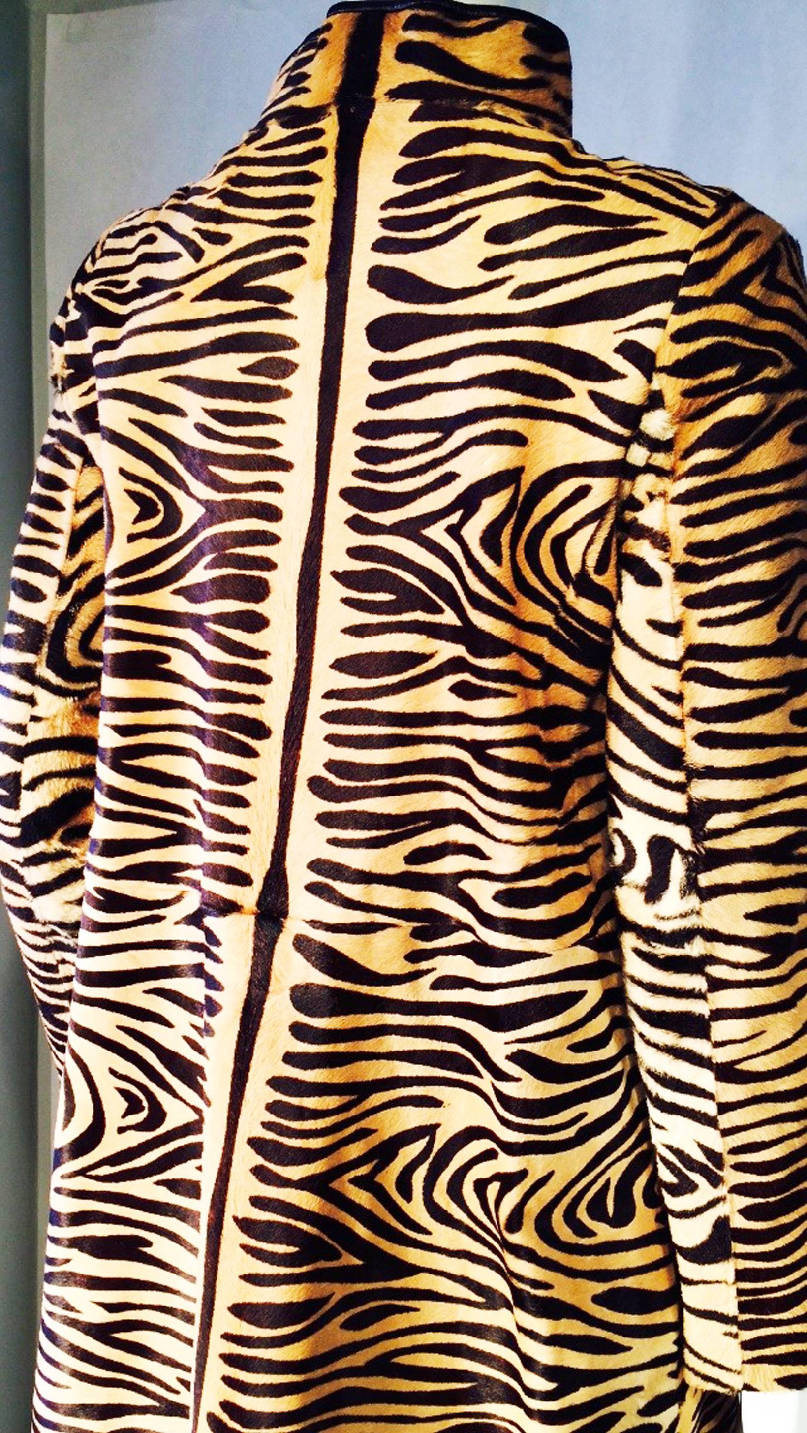 Rare Christian Dior Couture Tiger Stencil Pony Hair Coat 1950s In Excellent Condition For Sale In Phoenix, AZ