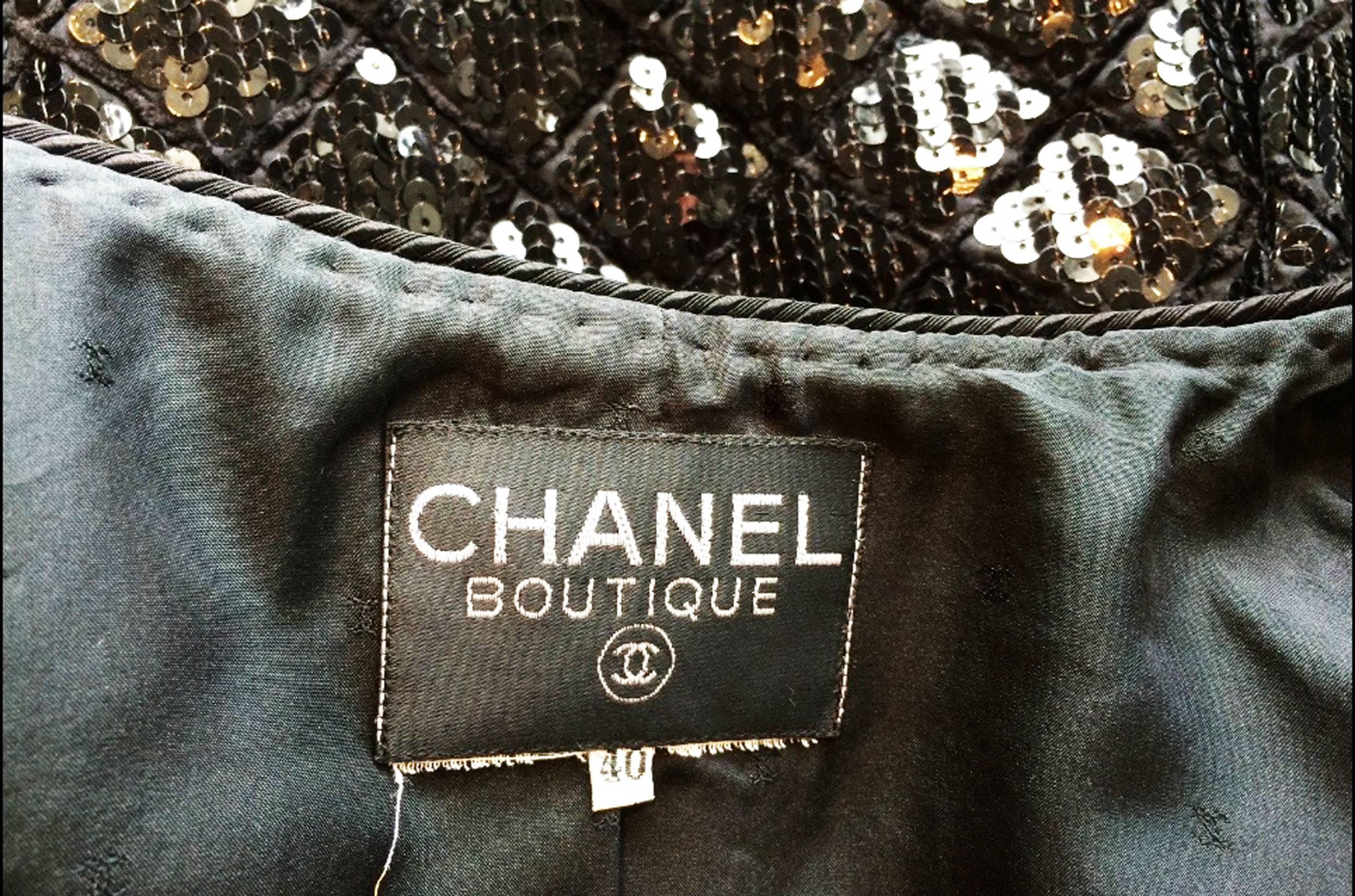 Iconic Chanel Quilted Sequin Skirt Suit, 1980s For Sale 2