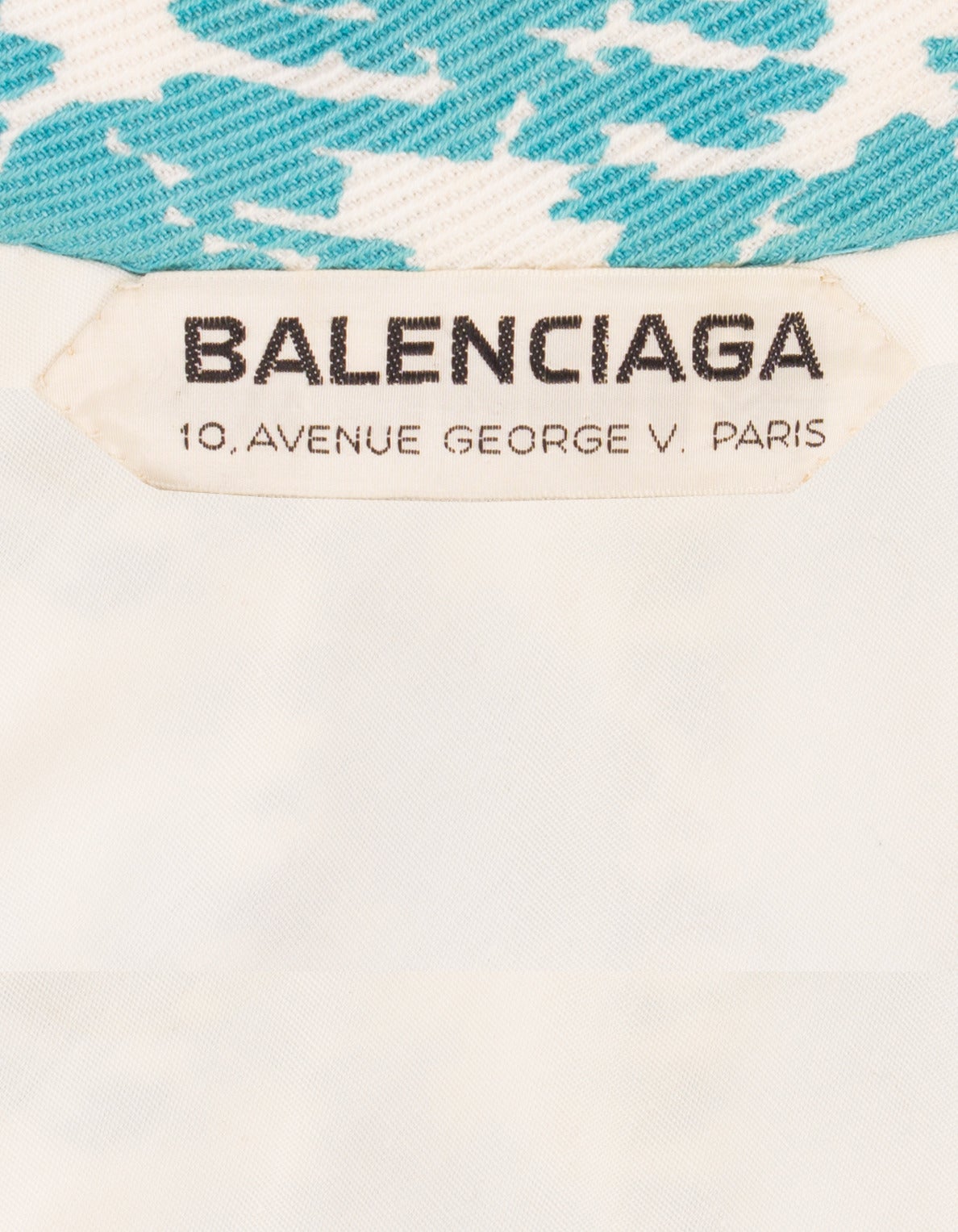 A Balenciaga haute couture dress suit, circa 1960 For Sale 3
