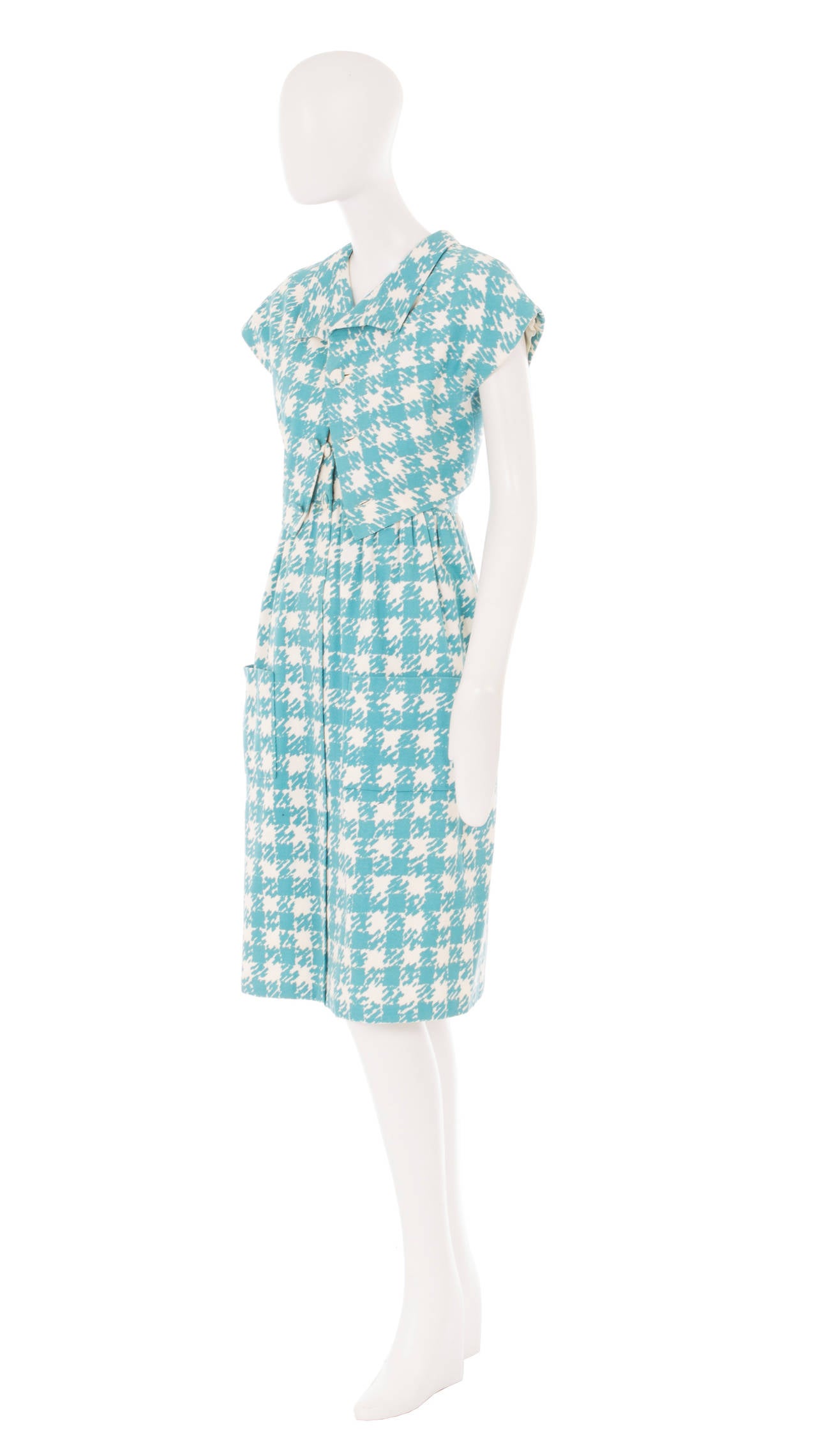 A Balenciaga haute couture dress suit, circa 1960 In Excellent Condition For Sale In London, GB