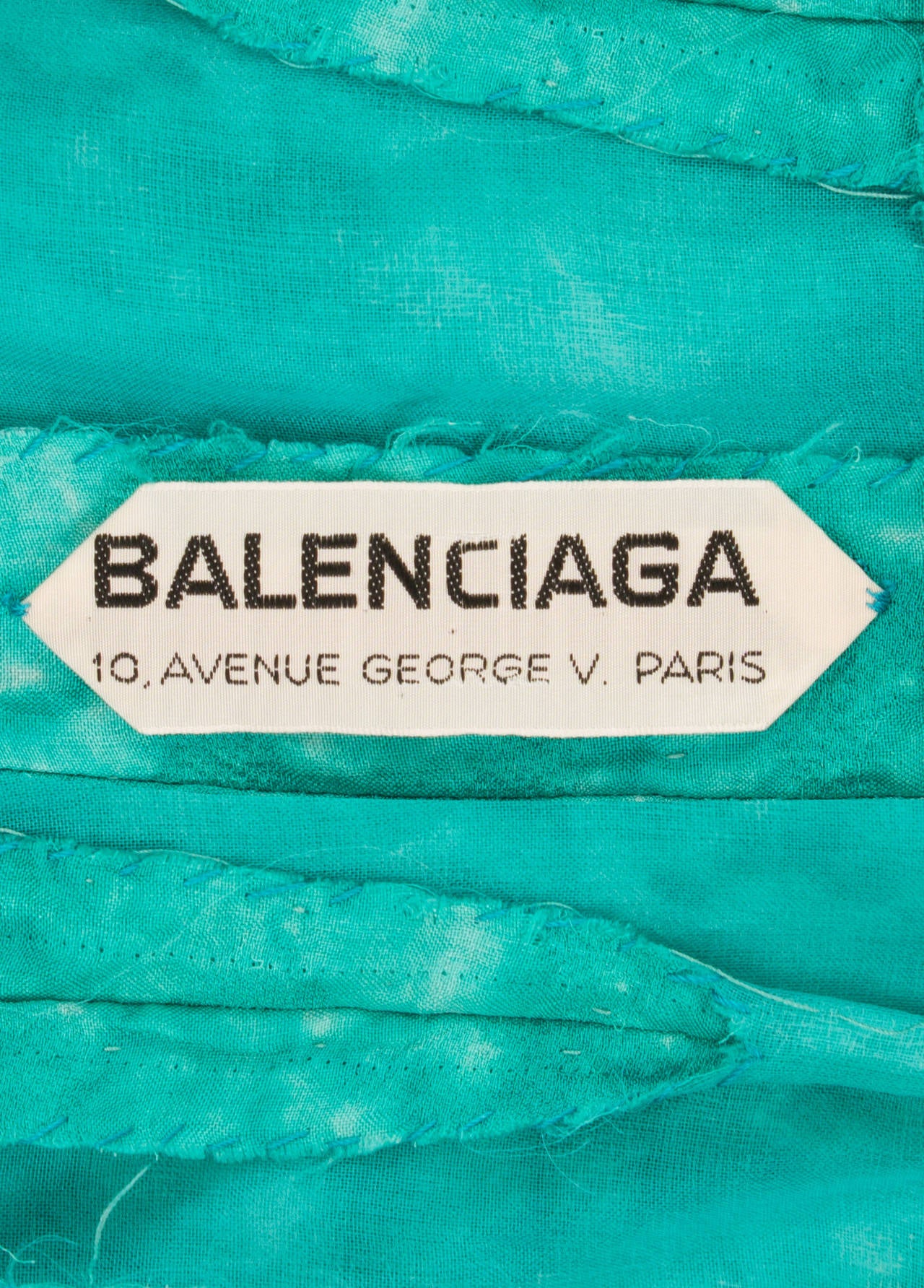 A Balenciaga haute couture dress, circa 1960 For Sale 2