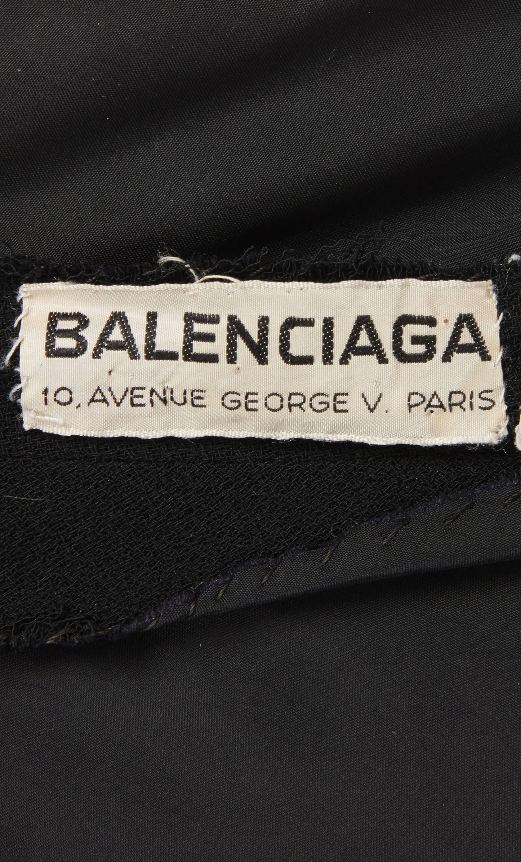 Balenciaga haute couture black dress, circa 1940 In Excellent Condition For Sale In London, GB