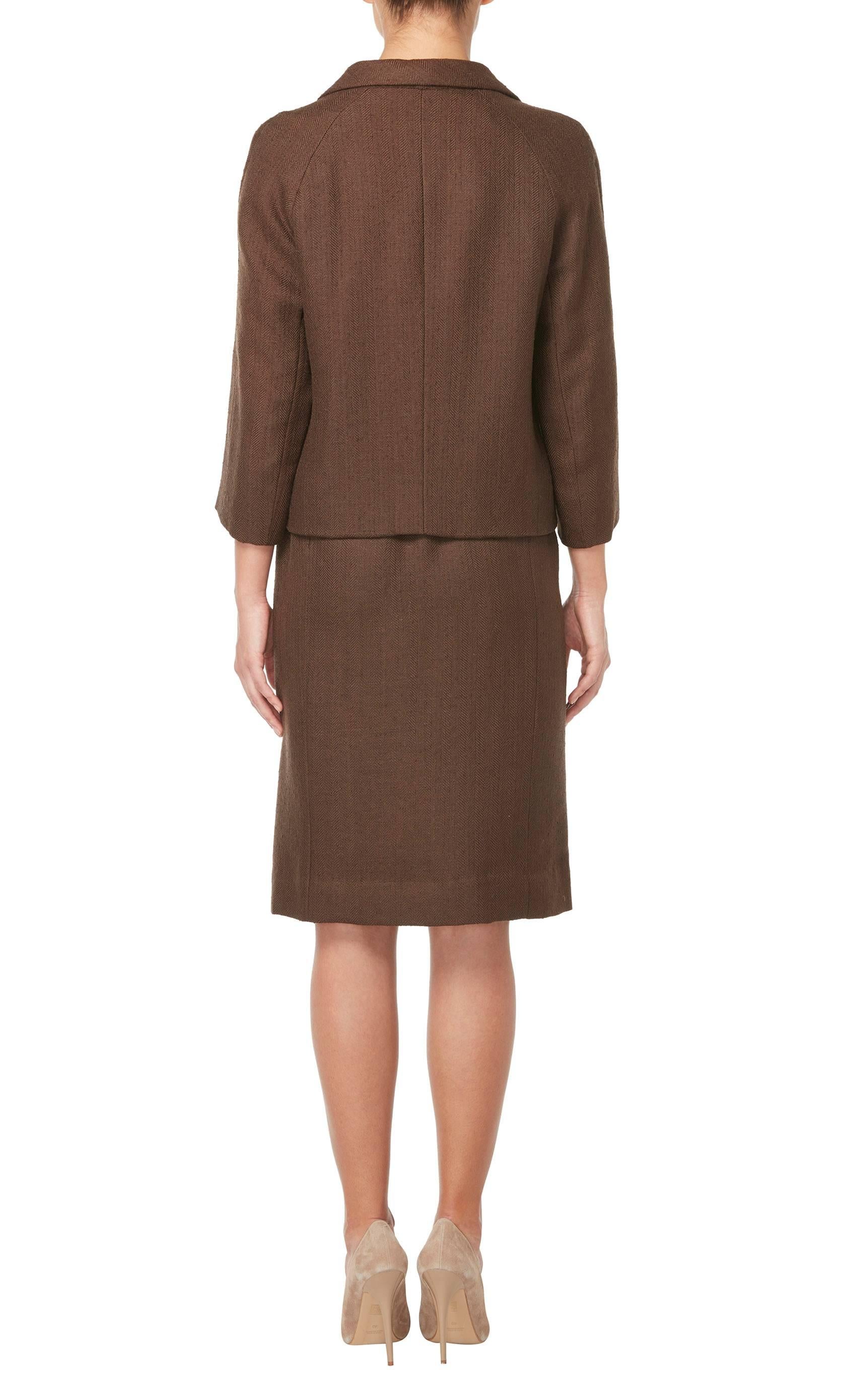 Balenciaga haute couture brown skirt suit, circa 1966 In Excellent Condition In London, GB