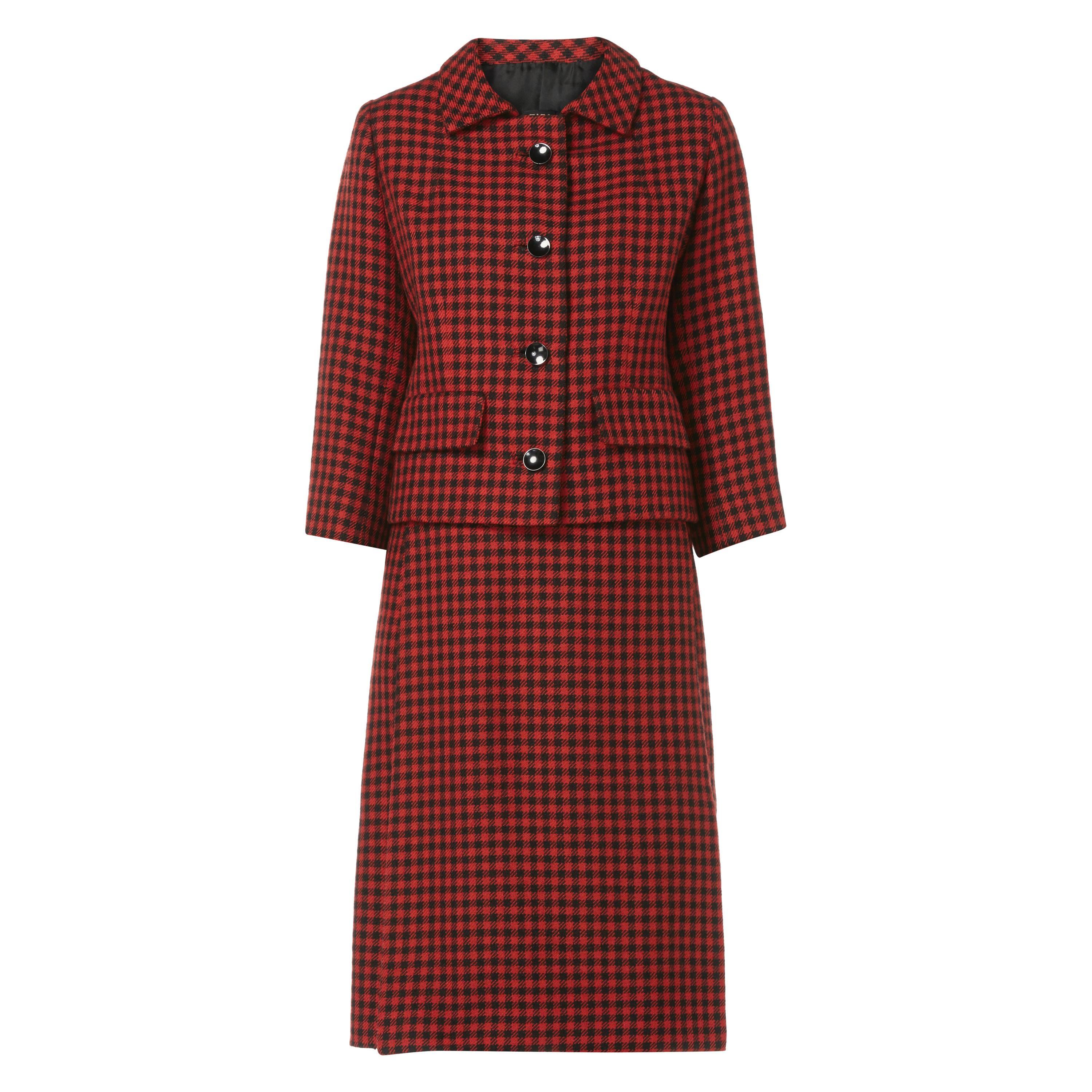 Balenciaga red houndstooth skirt suit, circa 1960 For Sale