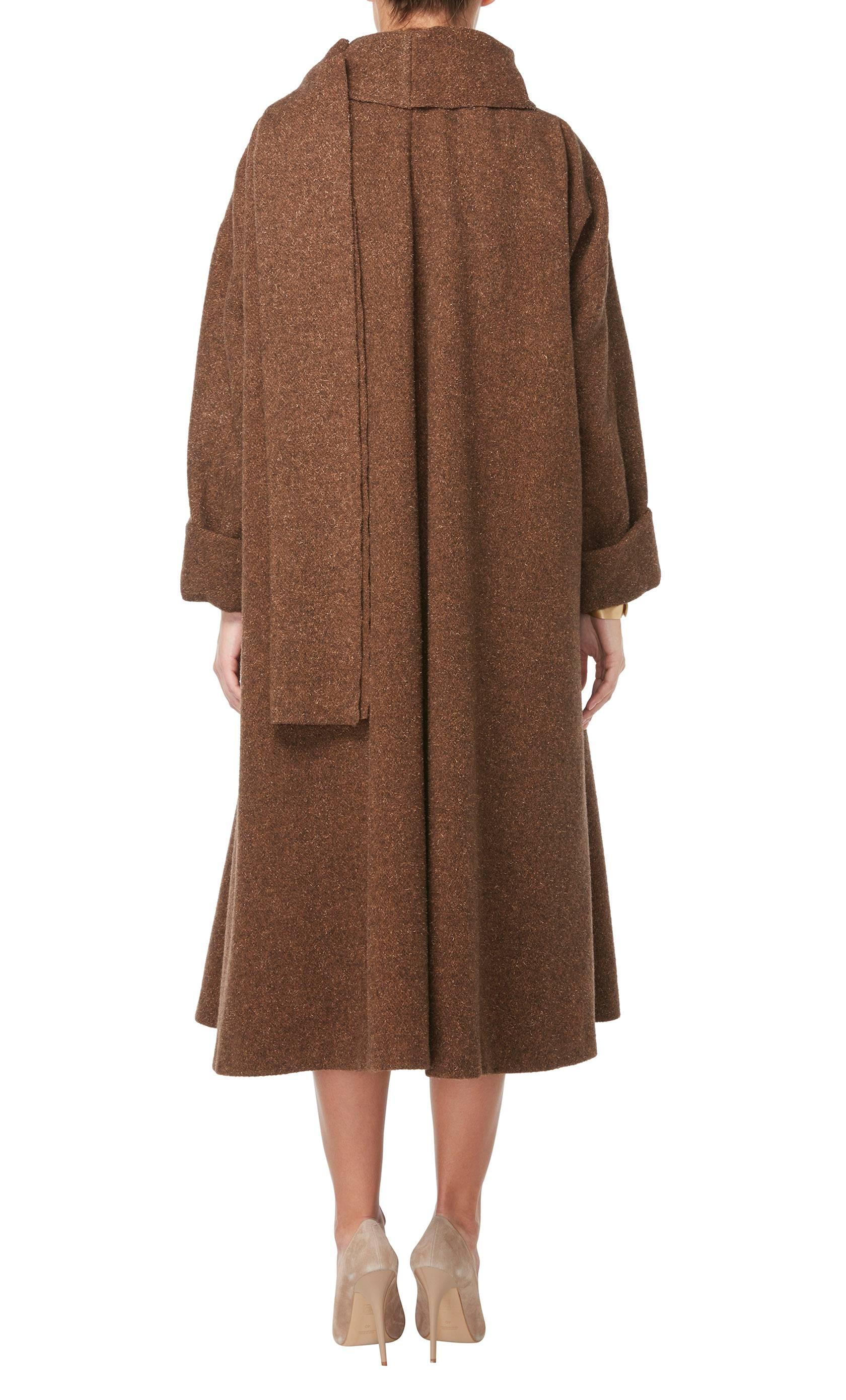 Guy Laroche haute couture brown skirt suit, circa 1957 In Excellent Condition For Sale In London, GB