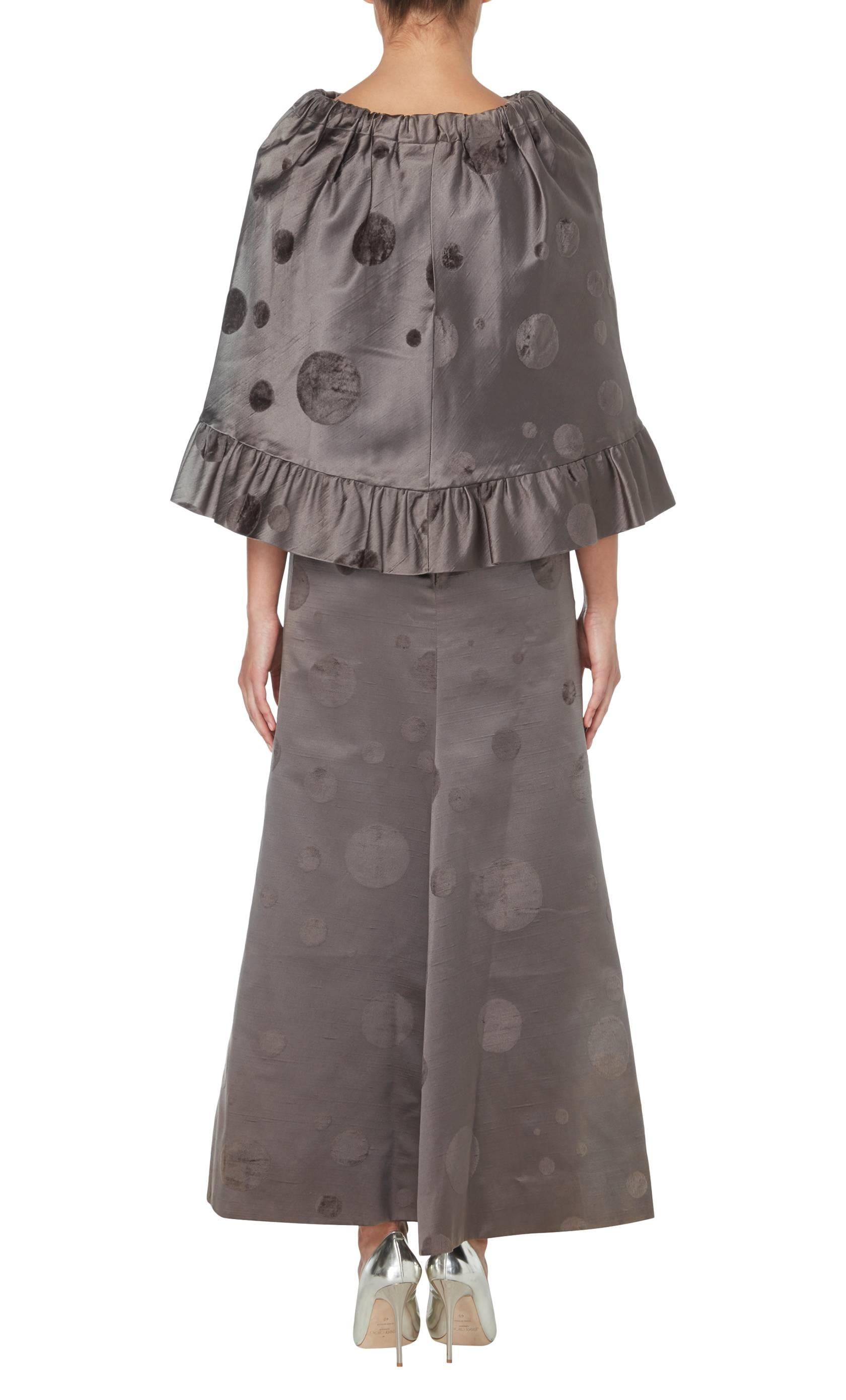 Women's Pierre Cardin grey dress & cape, circa 1969 For Sale