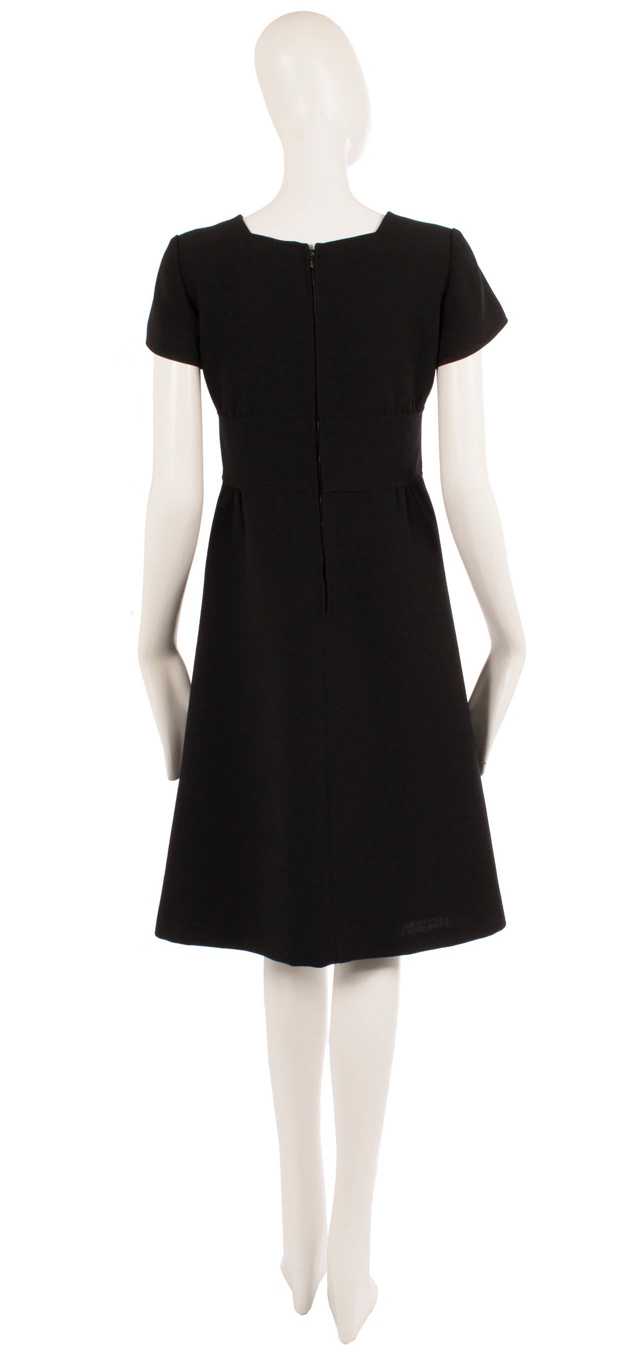 Courrèges black wool dress, circa 1975 In Excellent Condition For Sale In London, GB
