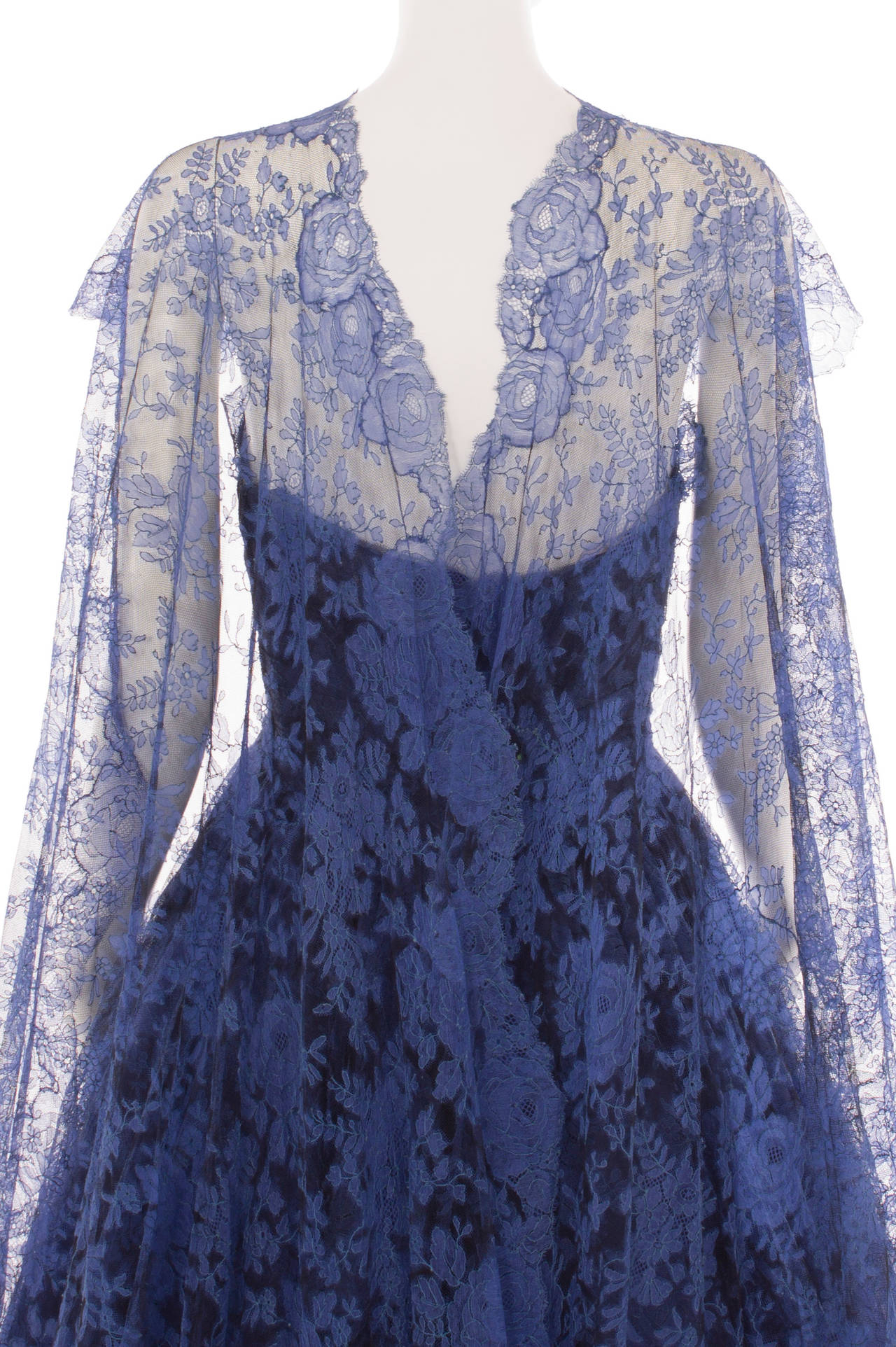 A Balenciaga Haute Couture Dress, Circa 1954 For Sale 2