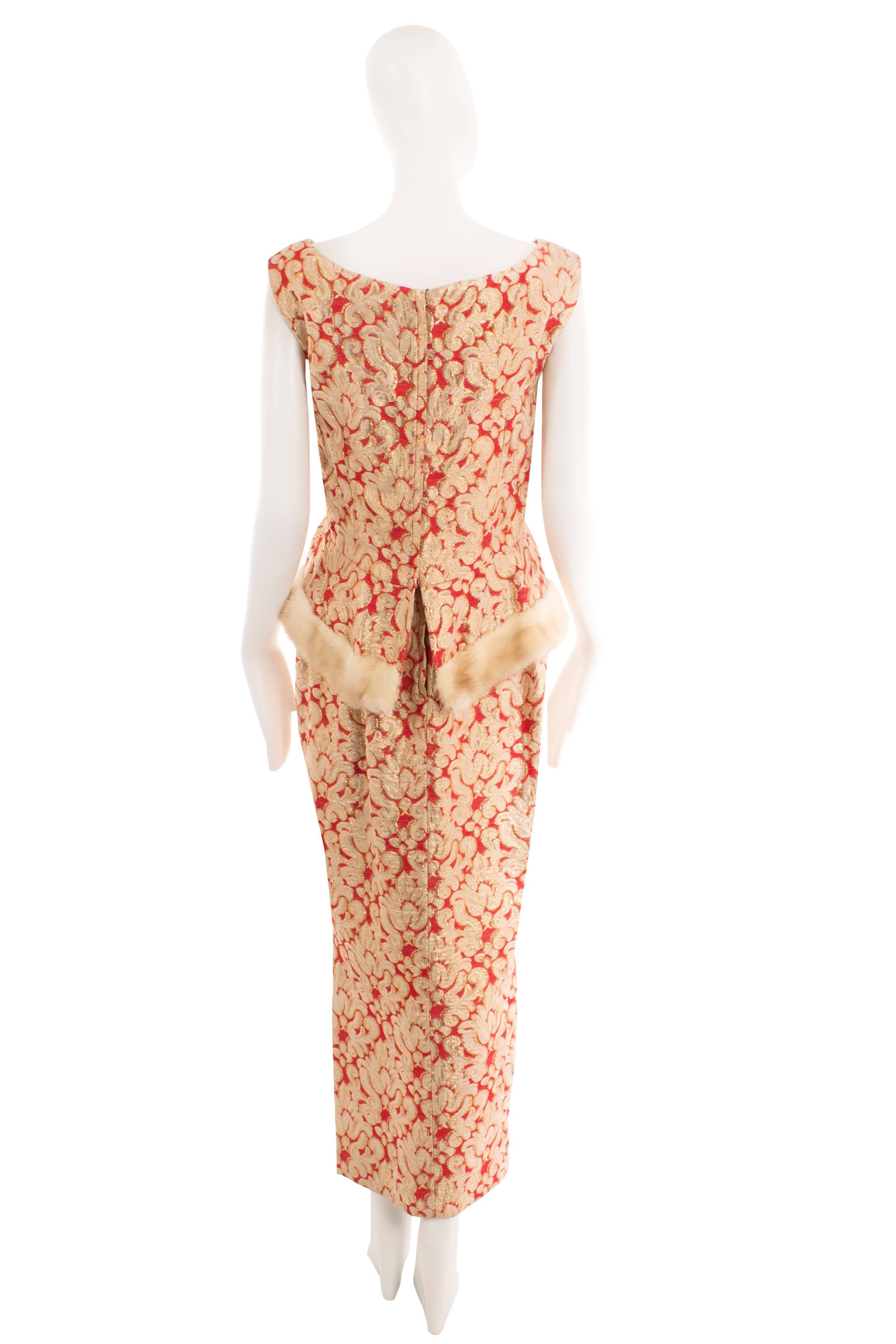 Red and gold brocade dress with mink trim, circa 1960 In Excellent Condition For Sale In London, GB