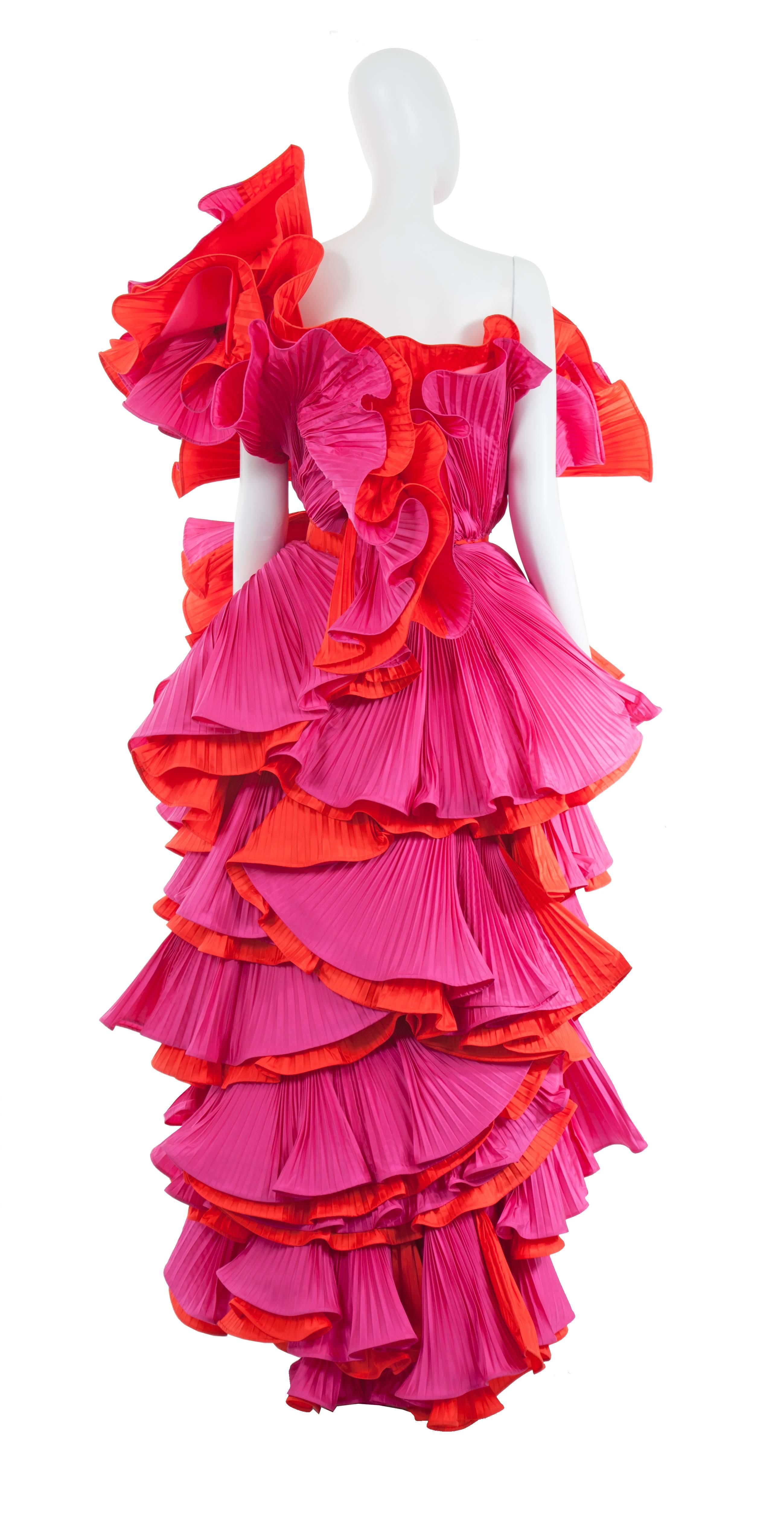 Roberto Capucci pink and red pleated gown, circa 1985 In Excellent Condition For Sale In London, GB