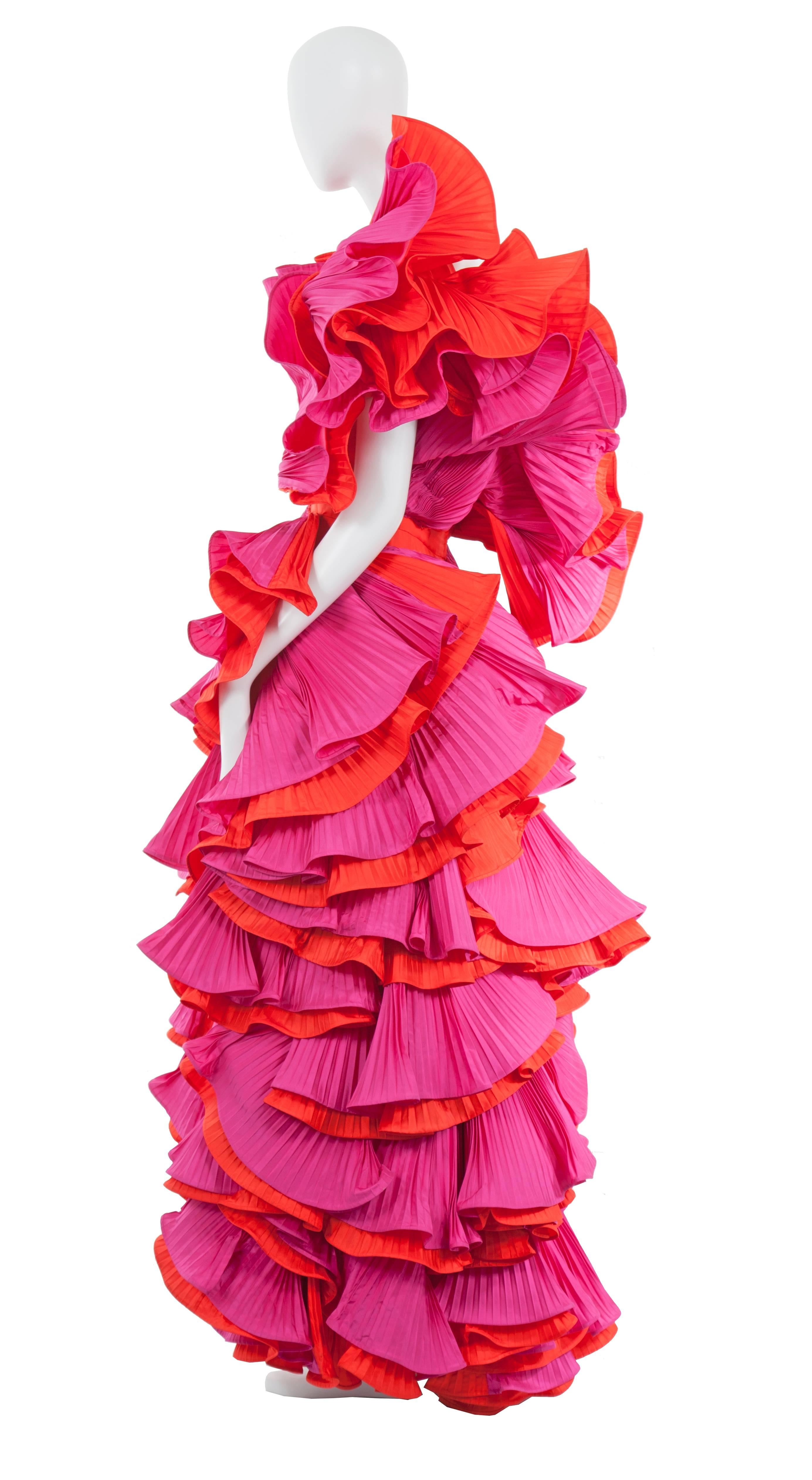 An incredible piece of Roberto Capucci haute couture, this gown would be a truly show-stopping choice for red carpet event. Named ‘Fire’, Capucci was inspired by the natural elements and in particular looked to the organic, spiraling and sinuous