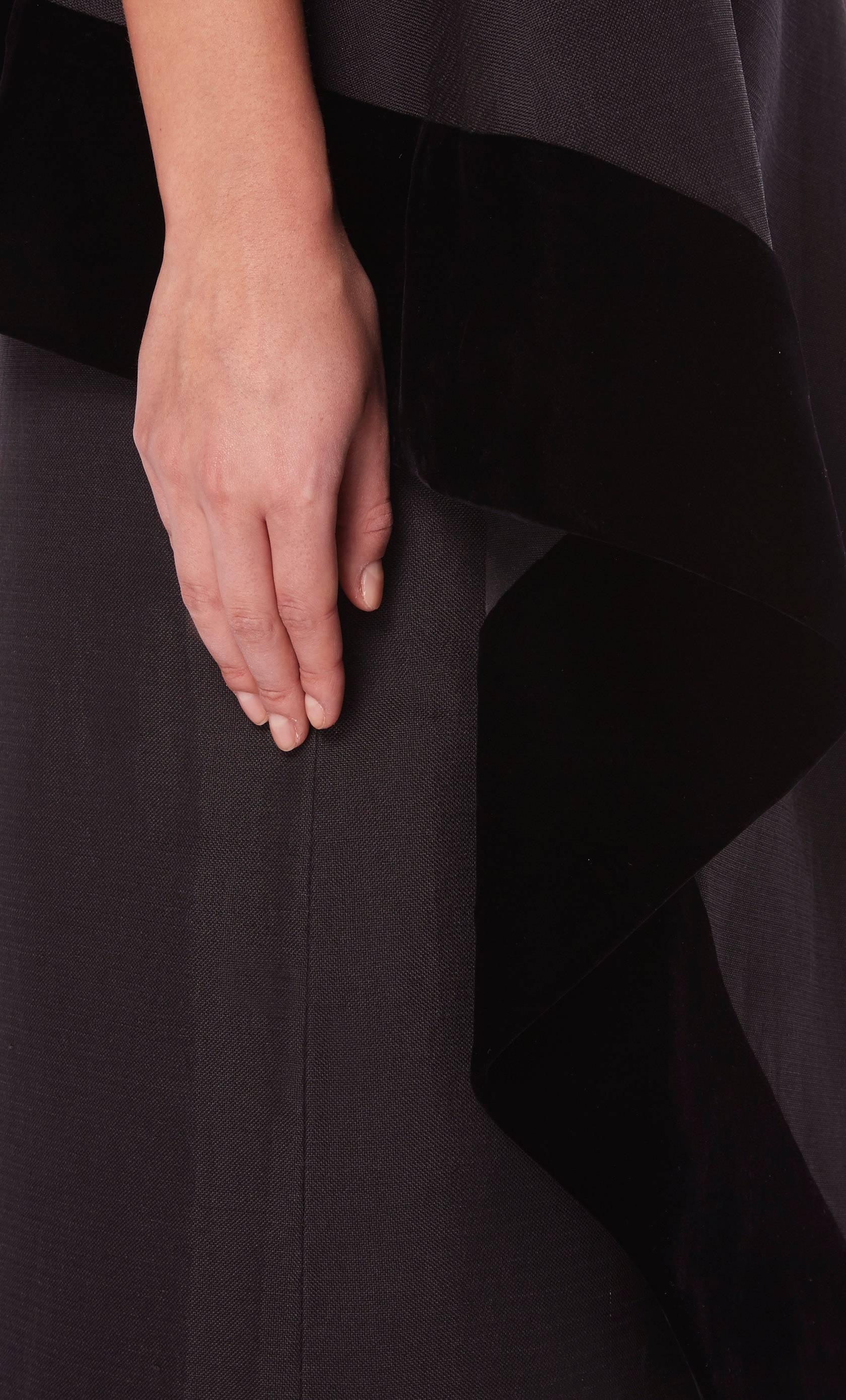 Pierre Balmain haute couture black gown, circa 1969 In Excellent Condition For Sale In London, GB