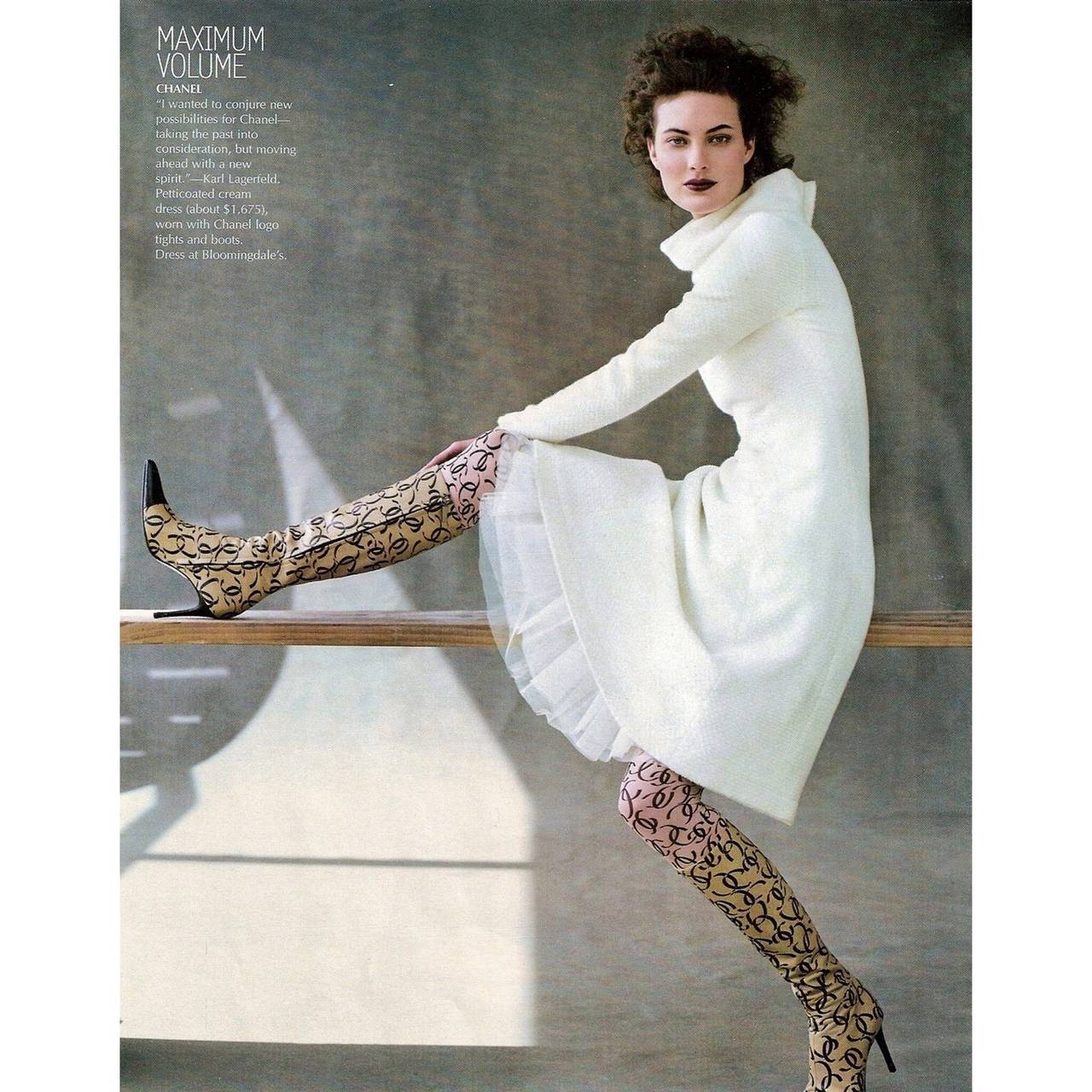 These iconic Chanel tights are a must for any collector. As seen on Shalom Harlow in Vogue magazine 2000. Chanel Beige Black Patterned  Fancy Tights.
Signature waistband, cotton gusset, and reinforced toe. 
New in package
CC Patterned.Size: