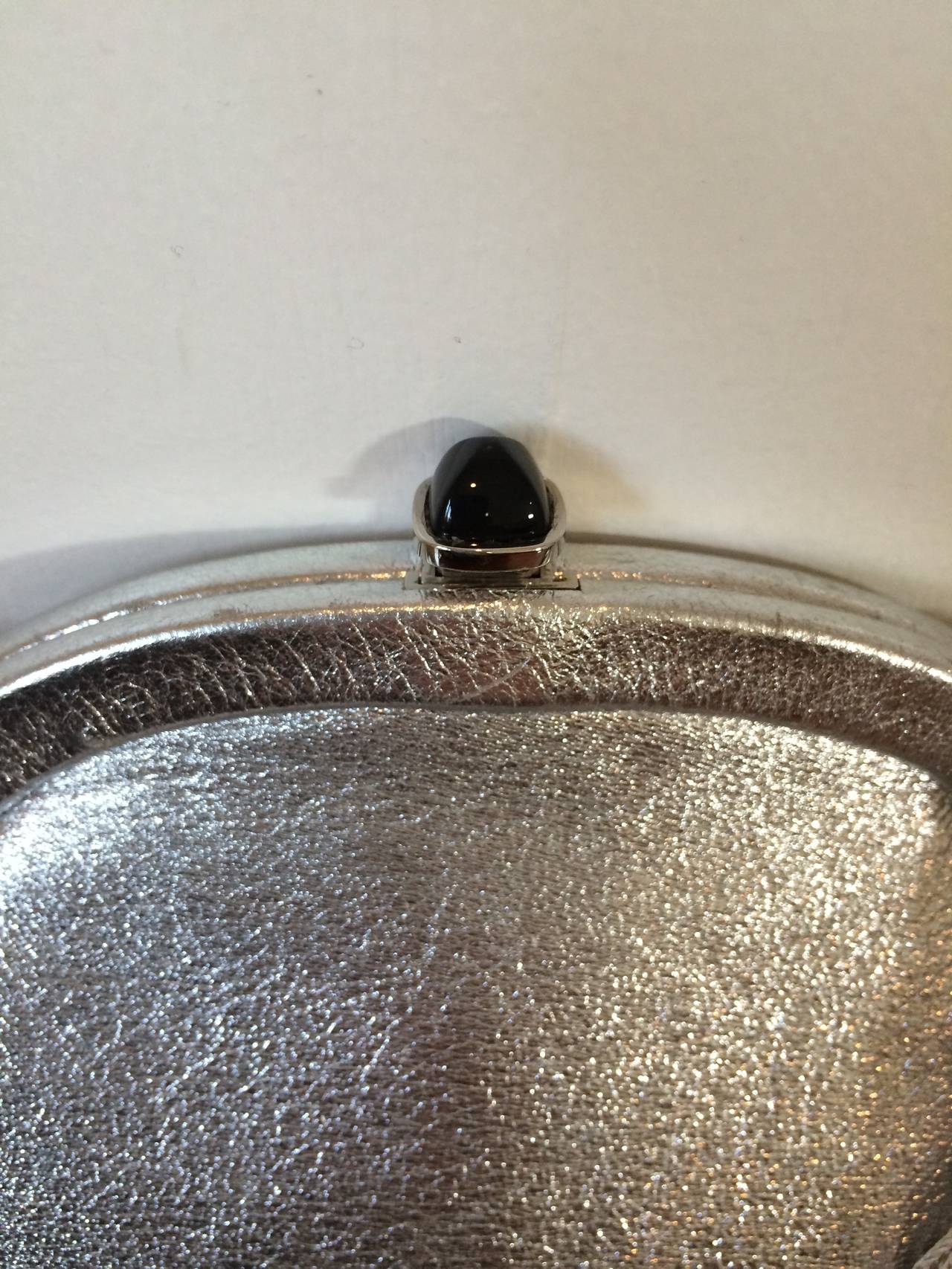 Vintage Judith Leiber  Metallic Silver Leather Black Onyx Clap Evening Bag In Excellent Condition In Boca Raton, FL
