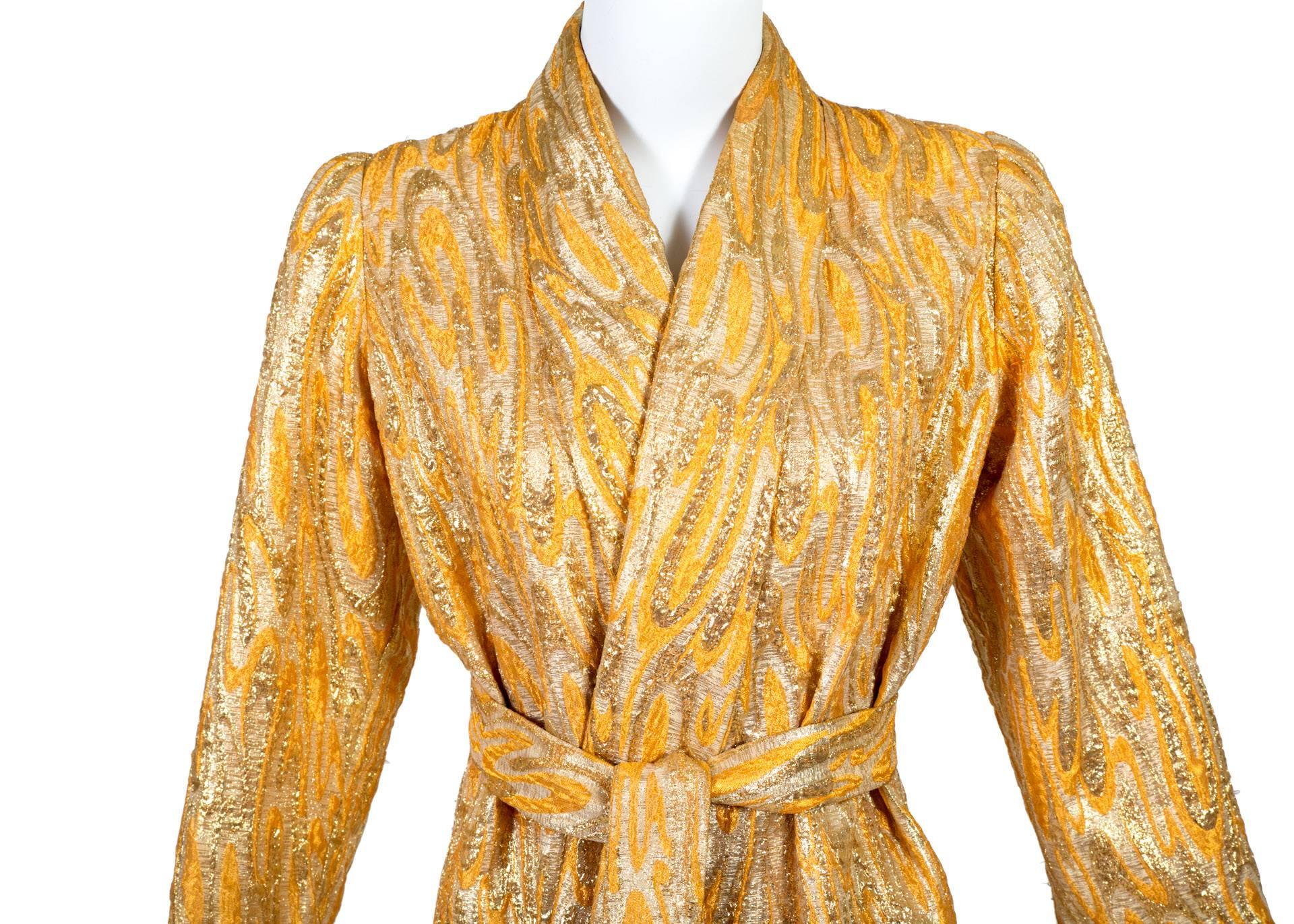 Oscar de la Renta attributed Gold Apricot Metallic Brocade Evening Coat, 1960s  In Good Condition In Boca Raton, FL