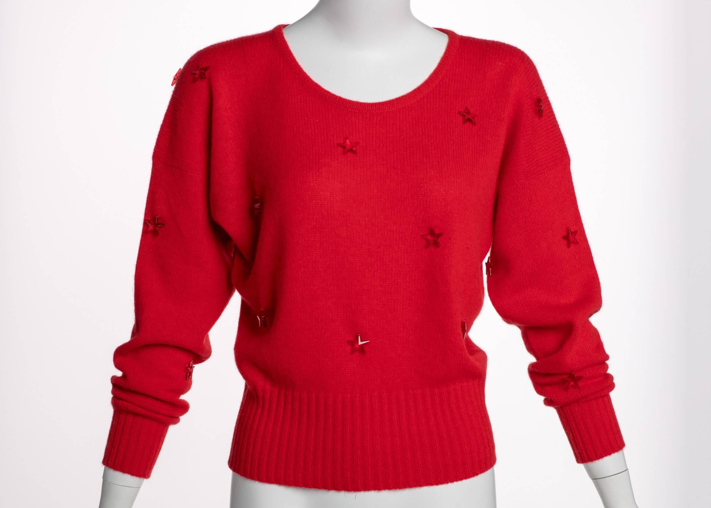 Krizia’s co-founder and designer, Mariuccia Mandella, loved bold colors and designs.  Known for designing sweaters with enormous animals, the 1980s were a perfect era for her nervy eclecticism. This sweater explores a powerful brand of femininity