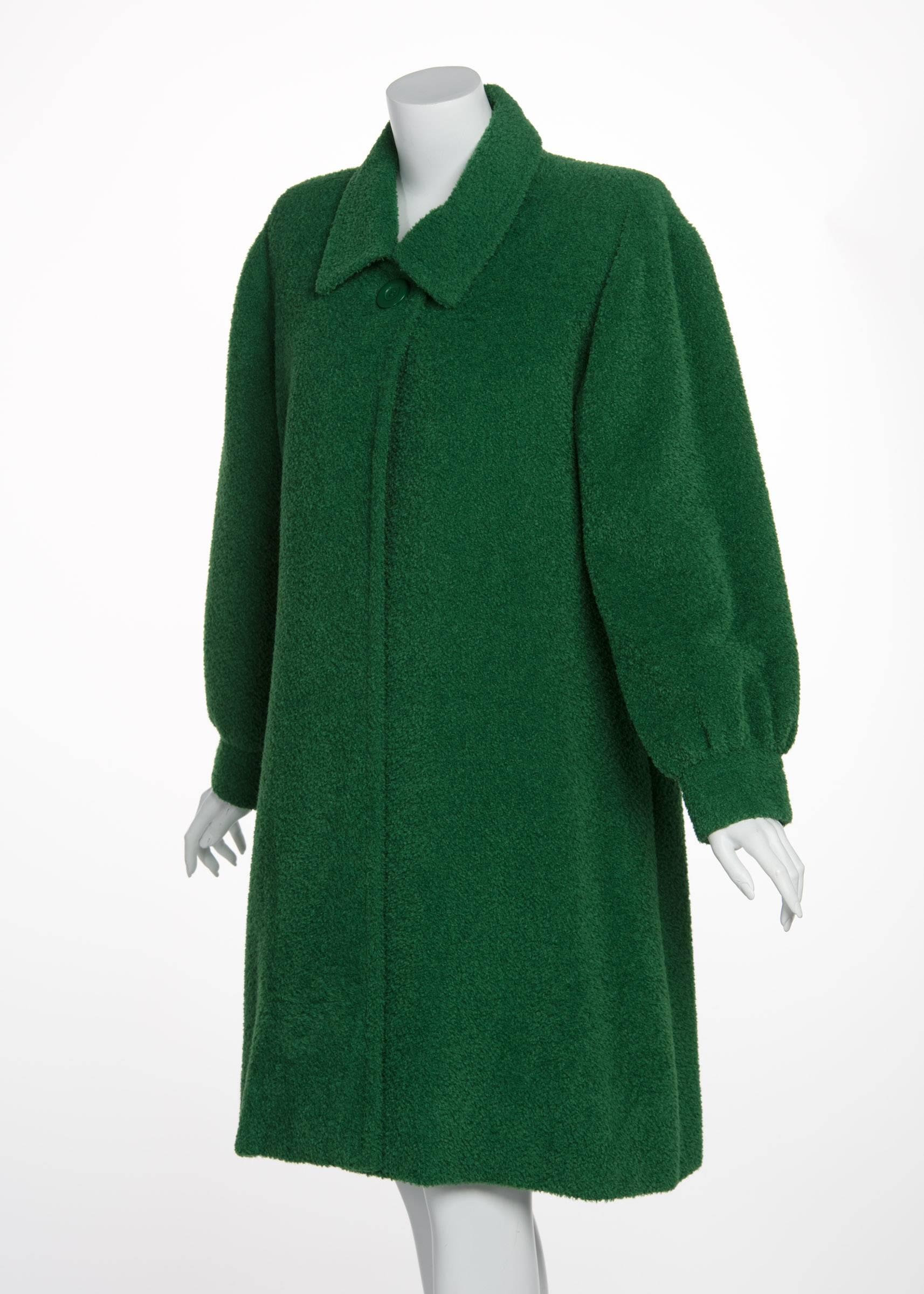 Fall/ Winter Givenchy Haute Couture Green Textured Wool Coat, 1995 In Excellent Condition In Boca Raton, FL