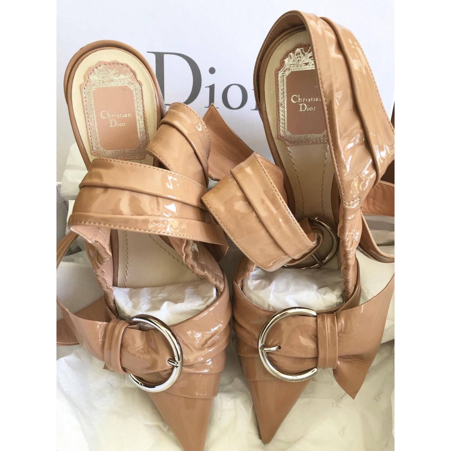 Brown Dior Conquest Nude Patent Leather Runway Shoes New in Box, 2016 Size 38