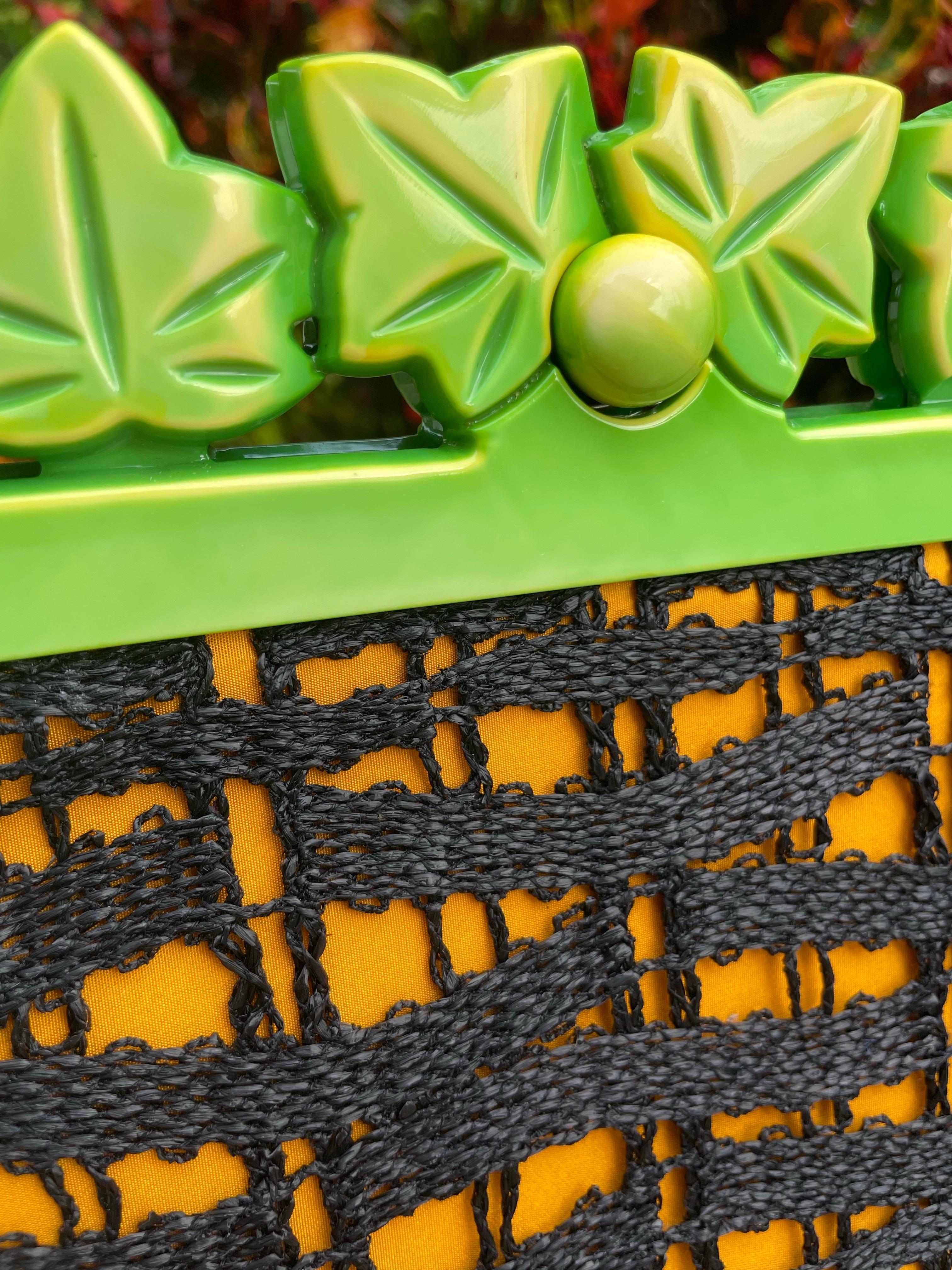 Isabel Canovas Black & Gold Silk Leather Green Bakelite Leaf Clutch, 1980s For Sale 4
