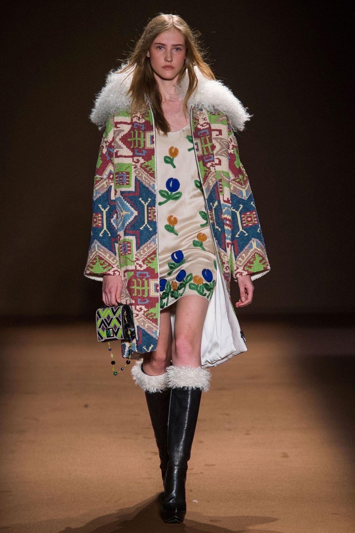 Andrew GN Multicolored Semi-precious Stones Bag F/W 2015 For Sale 7
