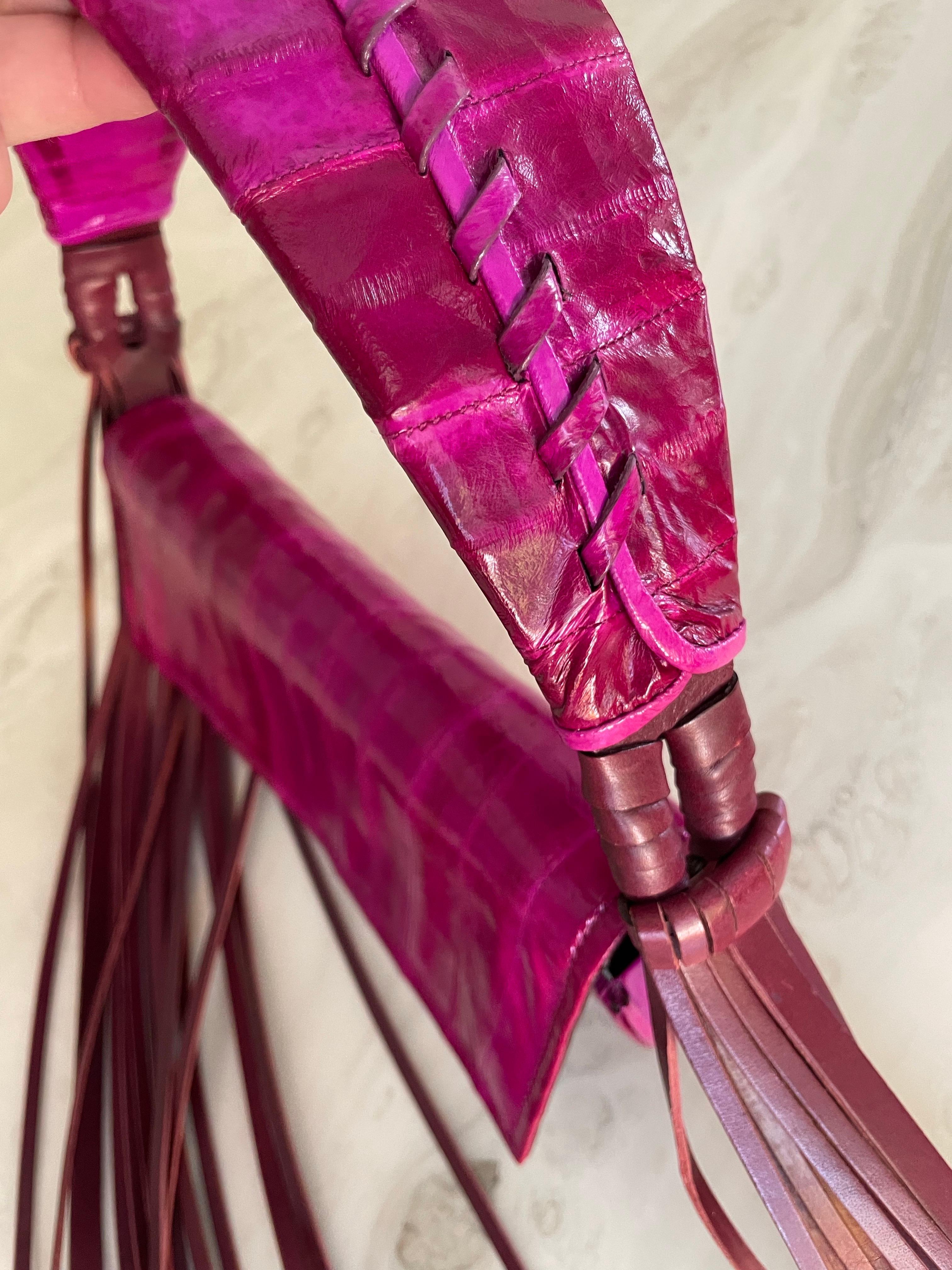 Givenchy Umhängetasche aus elfenbeinfarbenem Aalleder mit Fransen, 2009 im Angebot 5