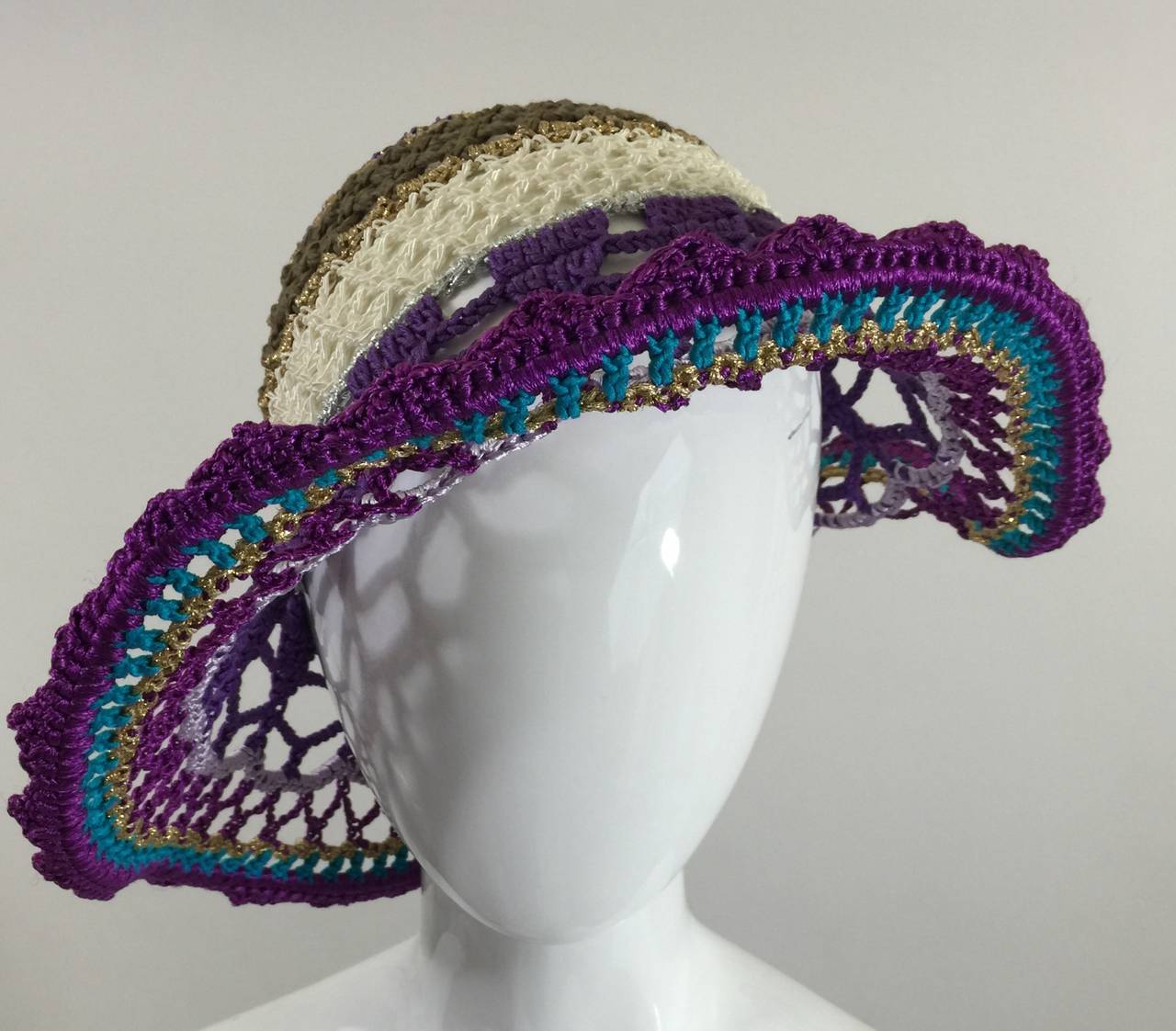 Gorgeous Missoni Crochet Hat In Excellent Condition In Boca Raton, FL