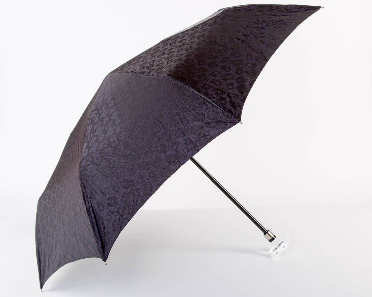 Chanel Umbrella In Excellent Condition In Boca Raton, FL