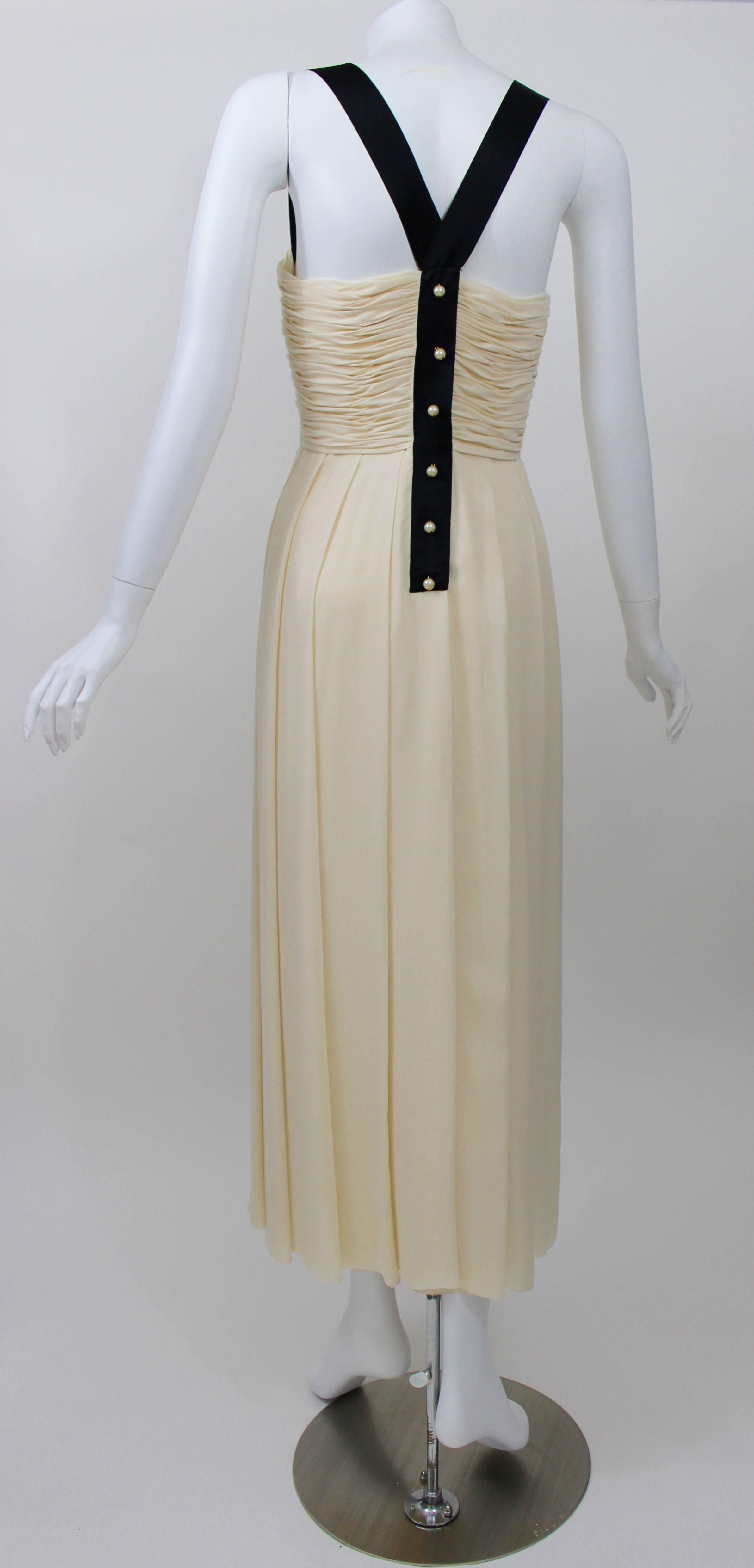 1994 Chanel Ivory Silk chiffon  Ruched Bodice and Pearl Button Dress Vintage 2