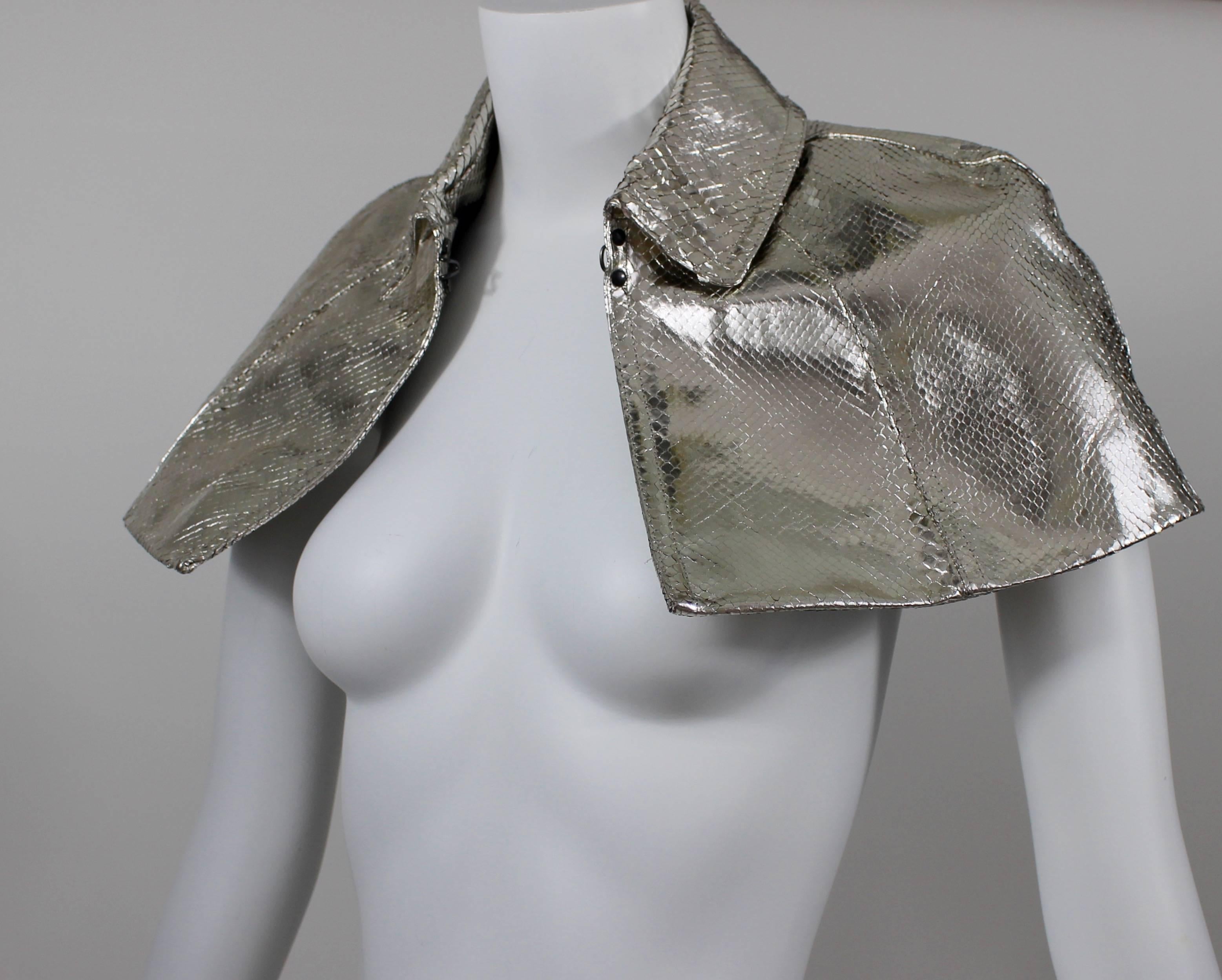 Burberry Cropped Silver metallic Python Cape Spring 2013 Runway In Excellent Condition For Sale In Boca Raton, FL