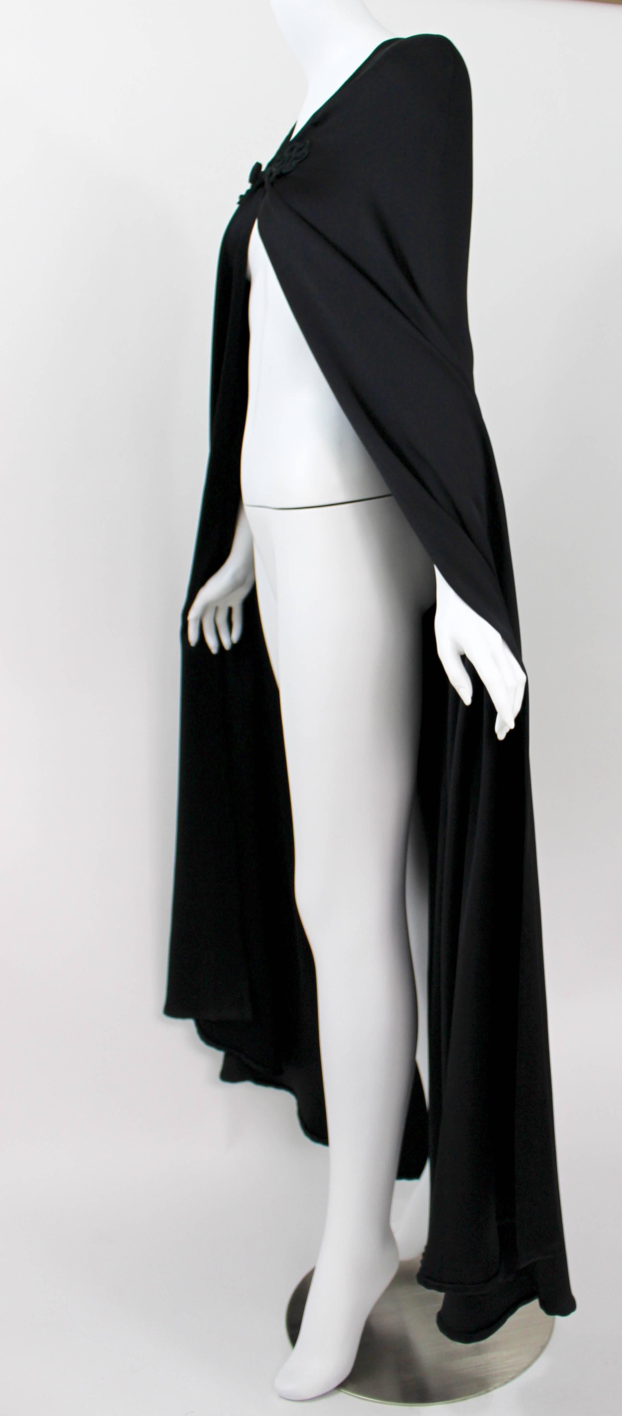 Valentino Haute Couture Vintage Black Silk Satin Cape In Good Condition In Boca Raton, FL