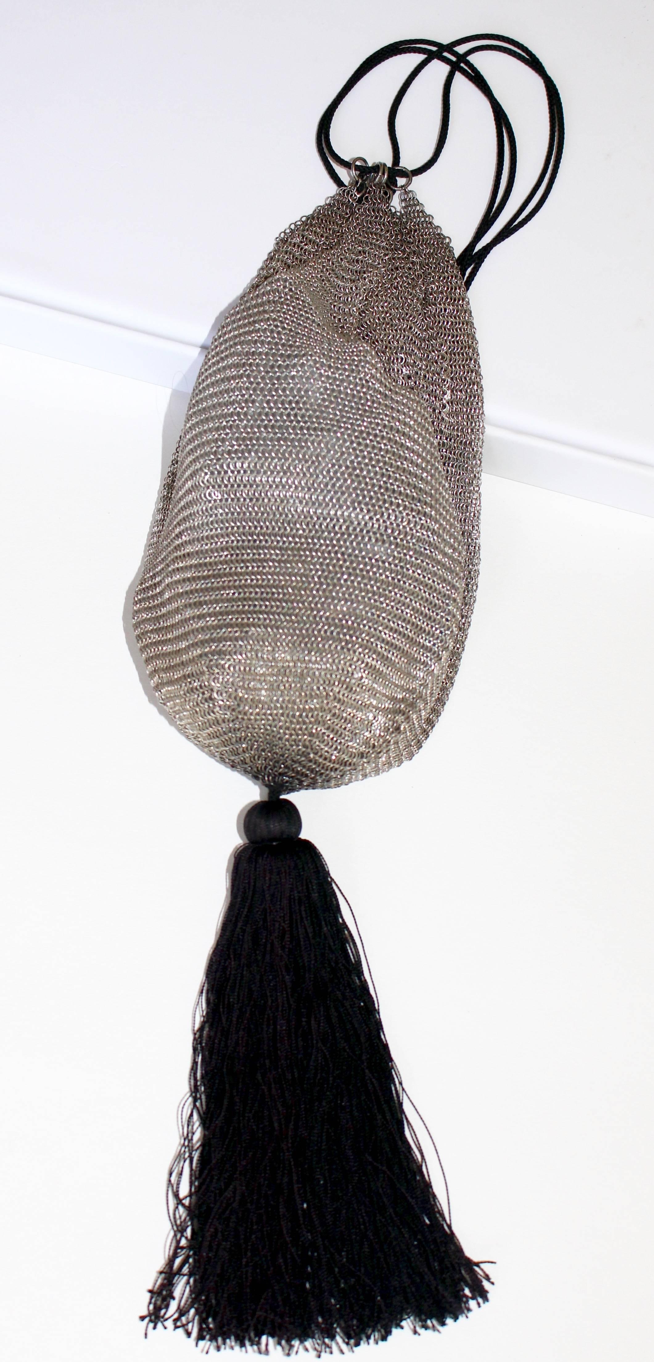 Elsa Peretti für Halston:: Tasche aus Sterlingsilber:: zurückgegeben von Tiffany & Co im Zustand „Hervorragend“ in Boca Raton, FL