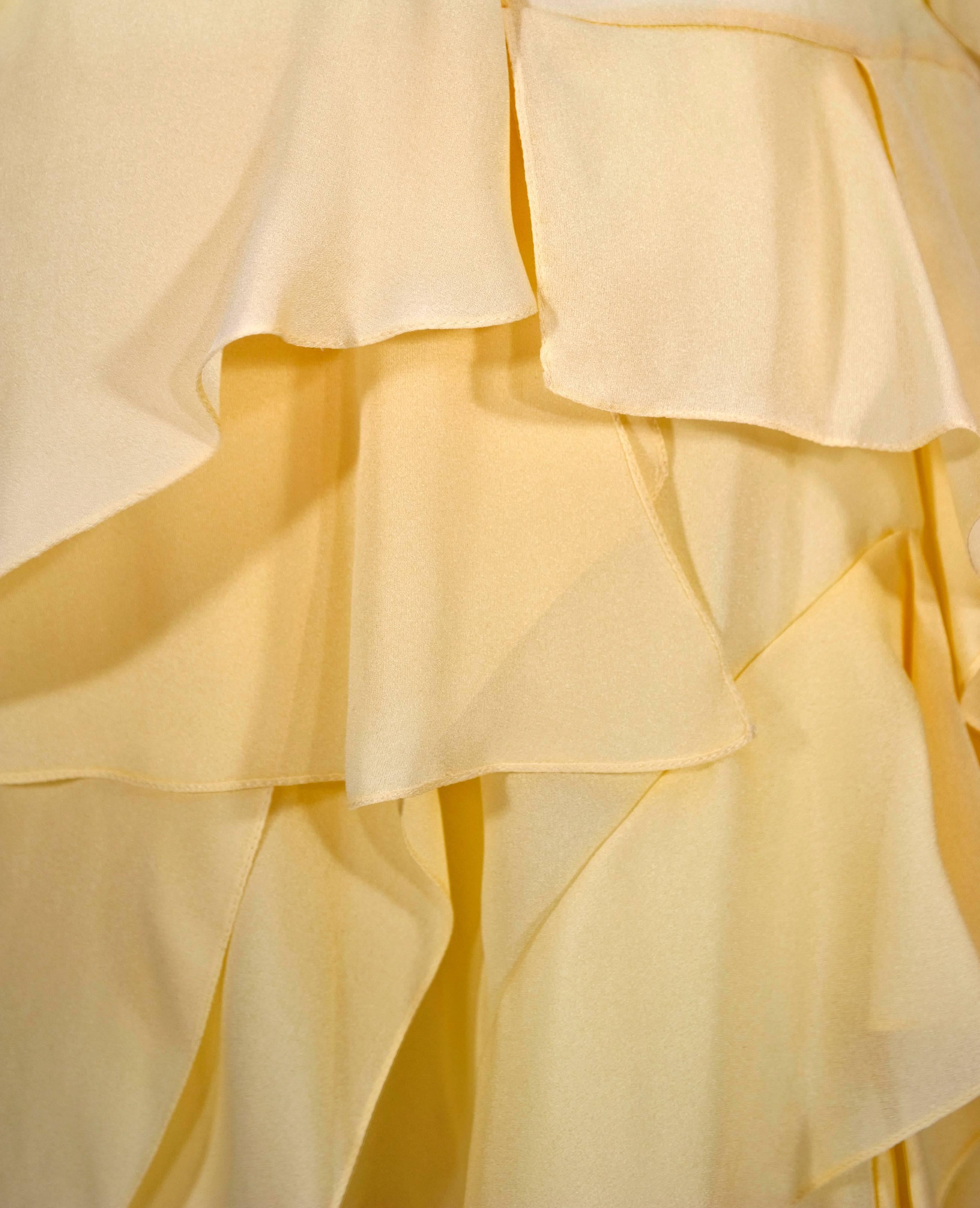 Chloé Runway Pastel Yellow Ruffled  Layered Silk Chiffon Dolman Dress, Fall 2014 In Excellent Condition In Boca Raton, FL