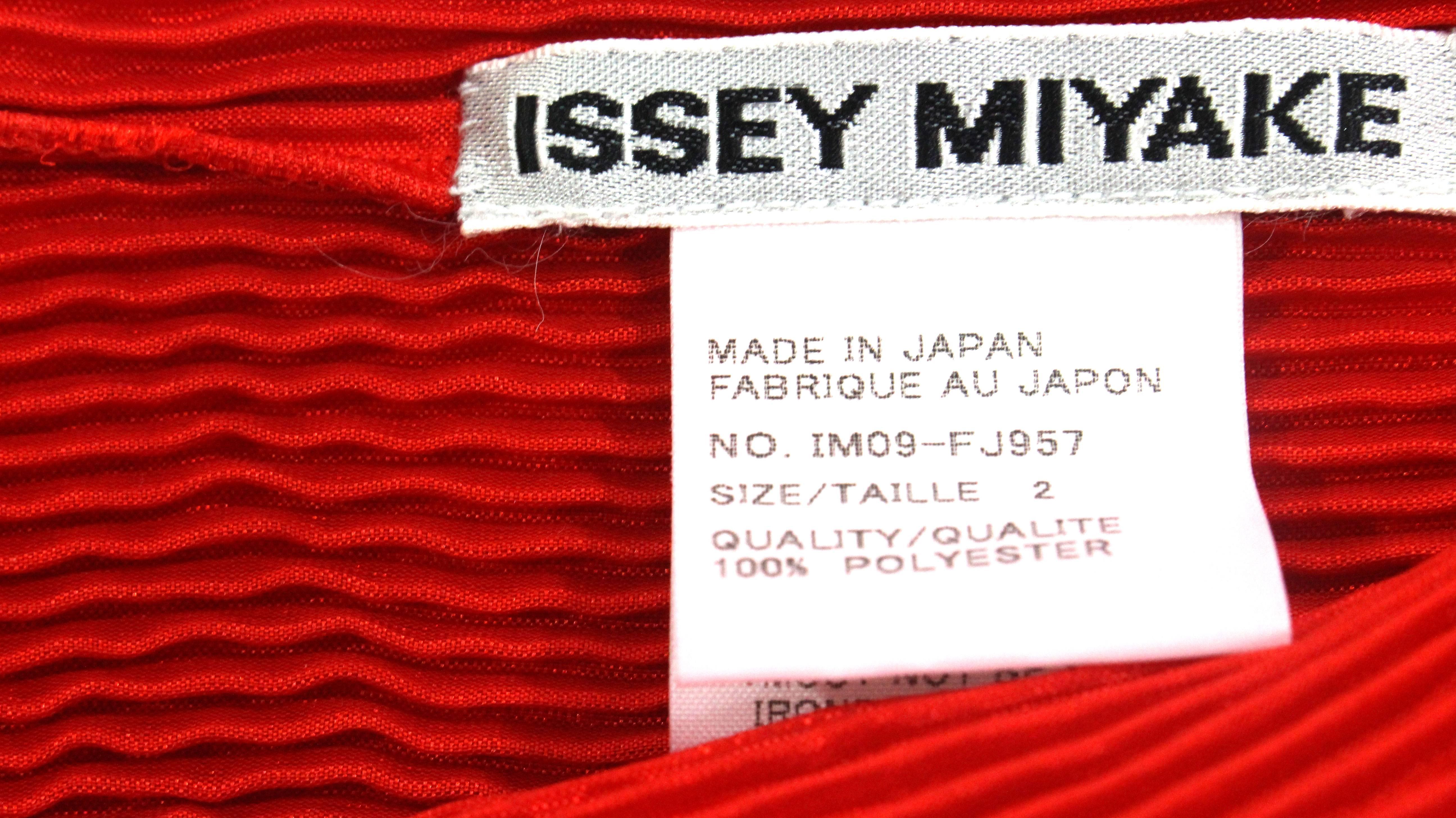 Issey Miyake Red and Orange Sculptural Pleat Top 3