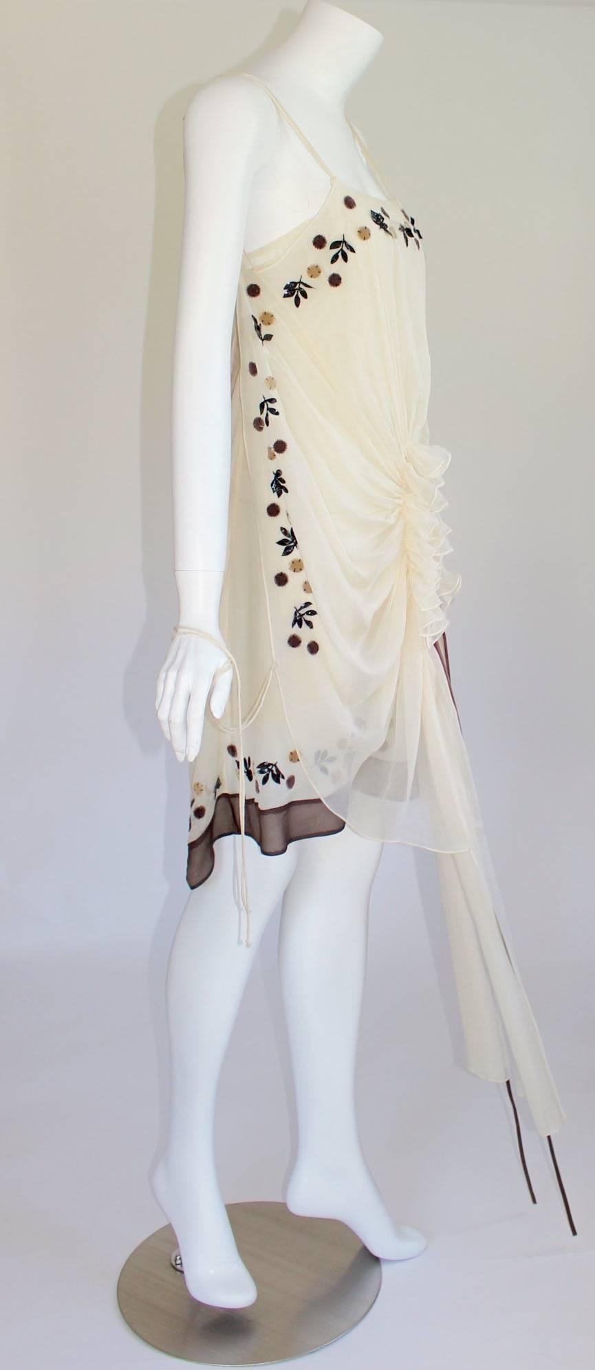 Marni Limited Edition  Ivory Silk Floral Applique   Ribbon Trim Dress  In Excellent Condition In Boca Raton, FL
