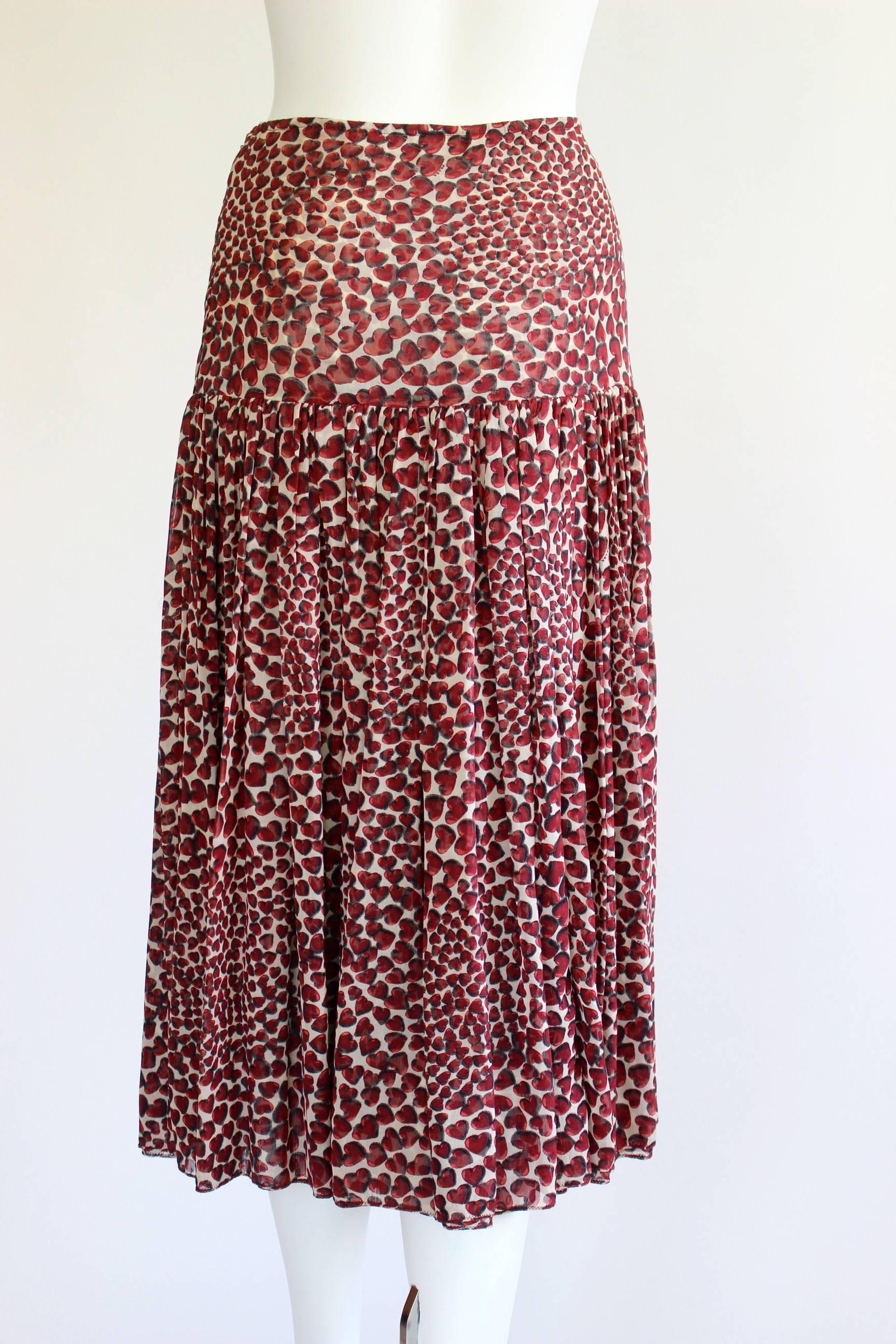 S/S 2000 Iconic Prada Heart Print Silk Skirt Rare and Collectable 3