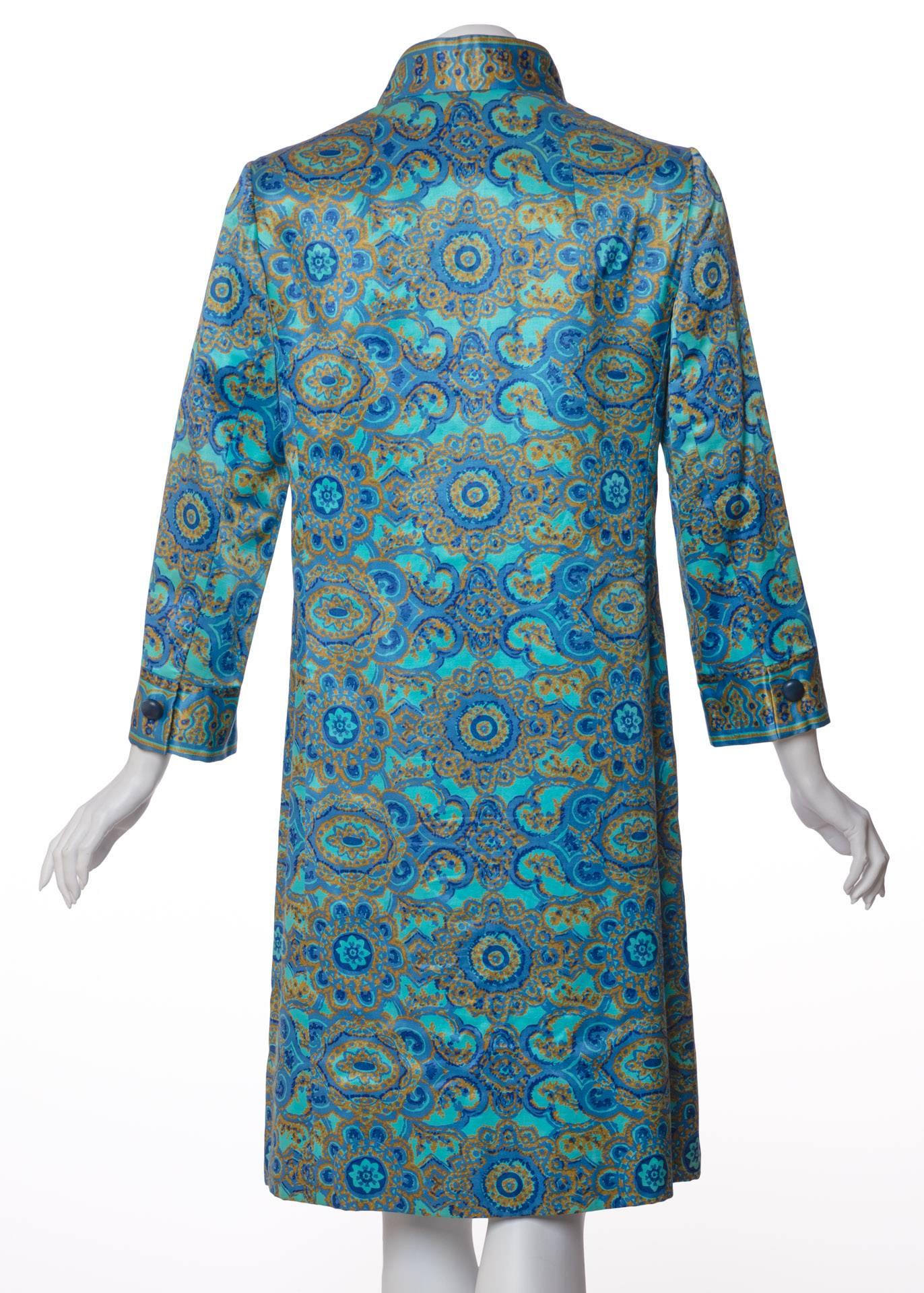 1960s Christian Dior New York  Demi Couture Blue Stained Glass Silk Evening Coat In Excellent Condition In Boca Raton, FL