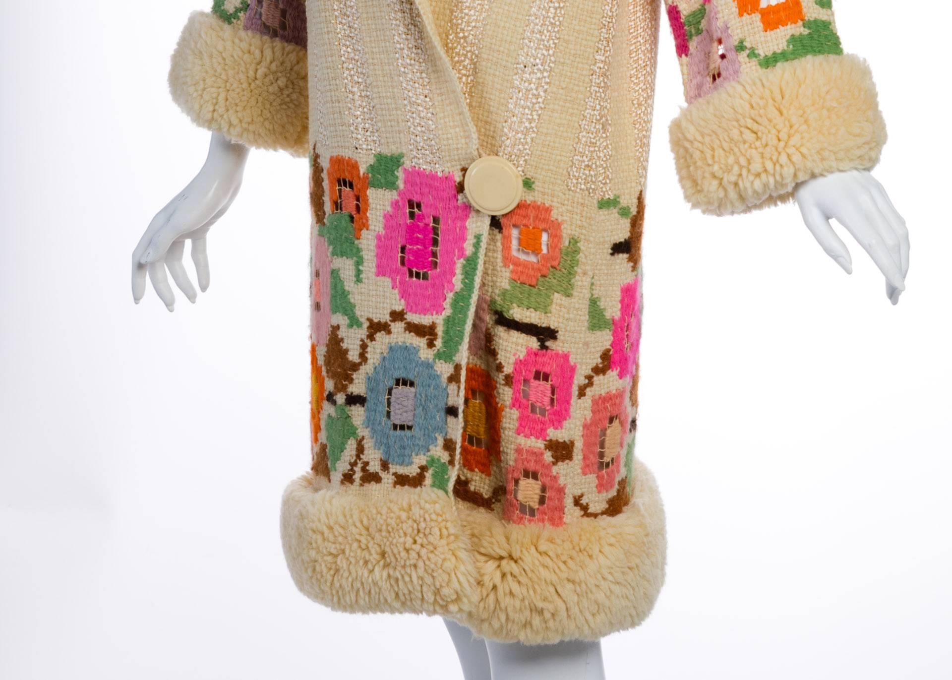 French Art Deco Couture Ivory Wool and  Silk Floral Flapper Coat, 1920s 2