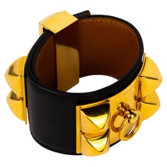 Pulsera de piel «Black Box» de Hermès, colección «Collier de Chien» de 2008, con herrajes chapados en oro