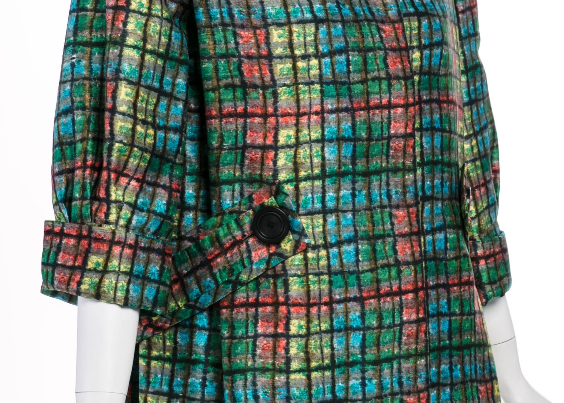 James Galanos Couture Emerald Colorful Print Side Pleat Coat, 1970s  In Excellent Condition For Sale In Boca Raton, FL
