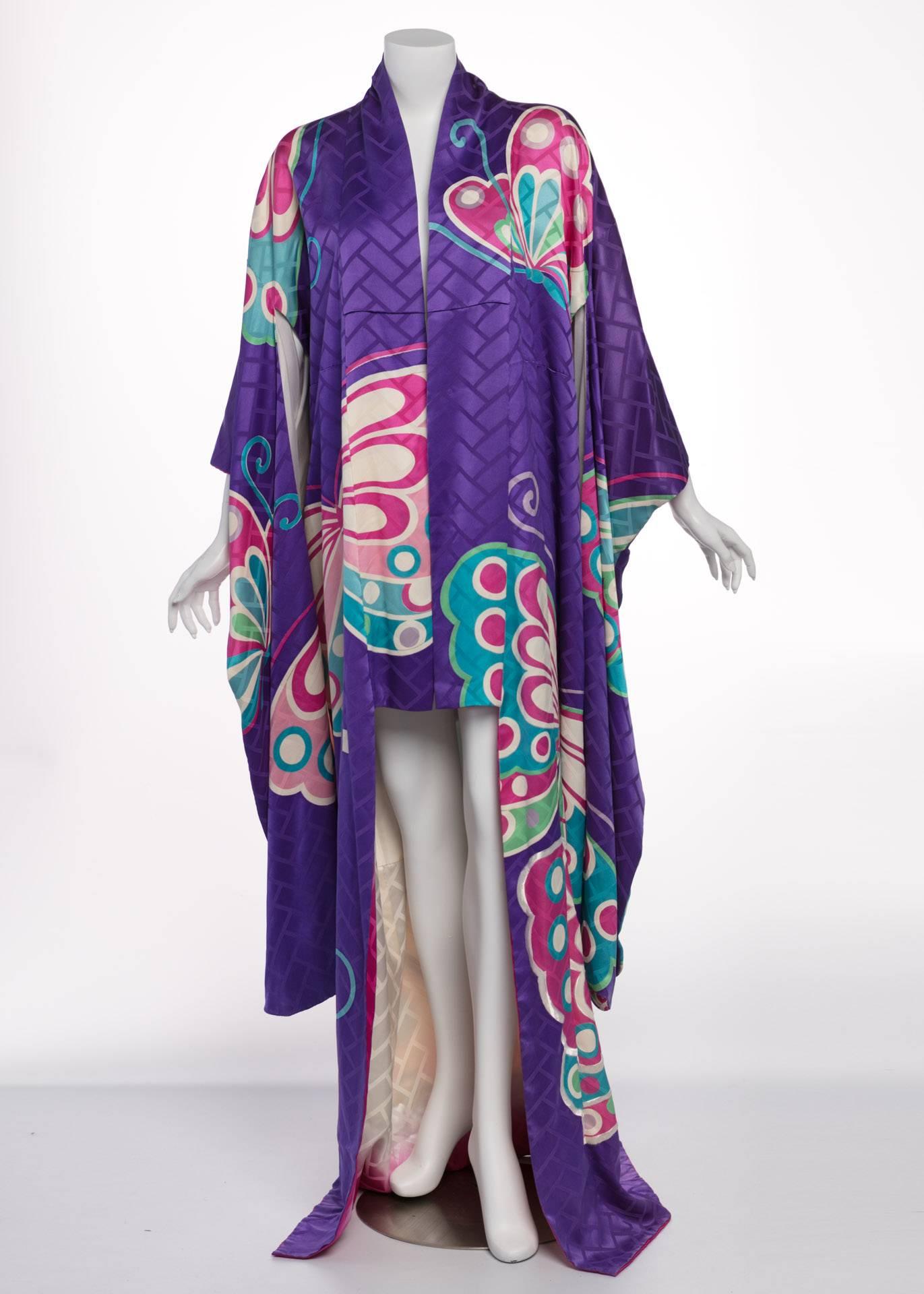 Hanae Mori Couture Att Vintage Purple Silk Butterfly Kimono, 1970s   In Excellent Condition In Boca Raton, FL