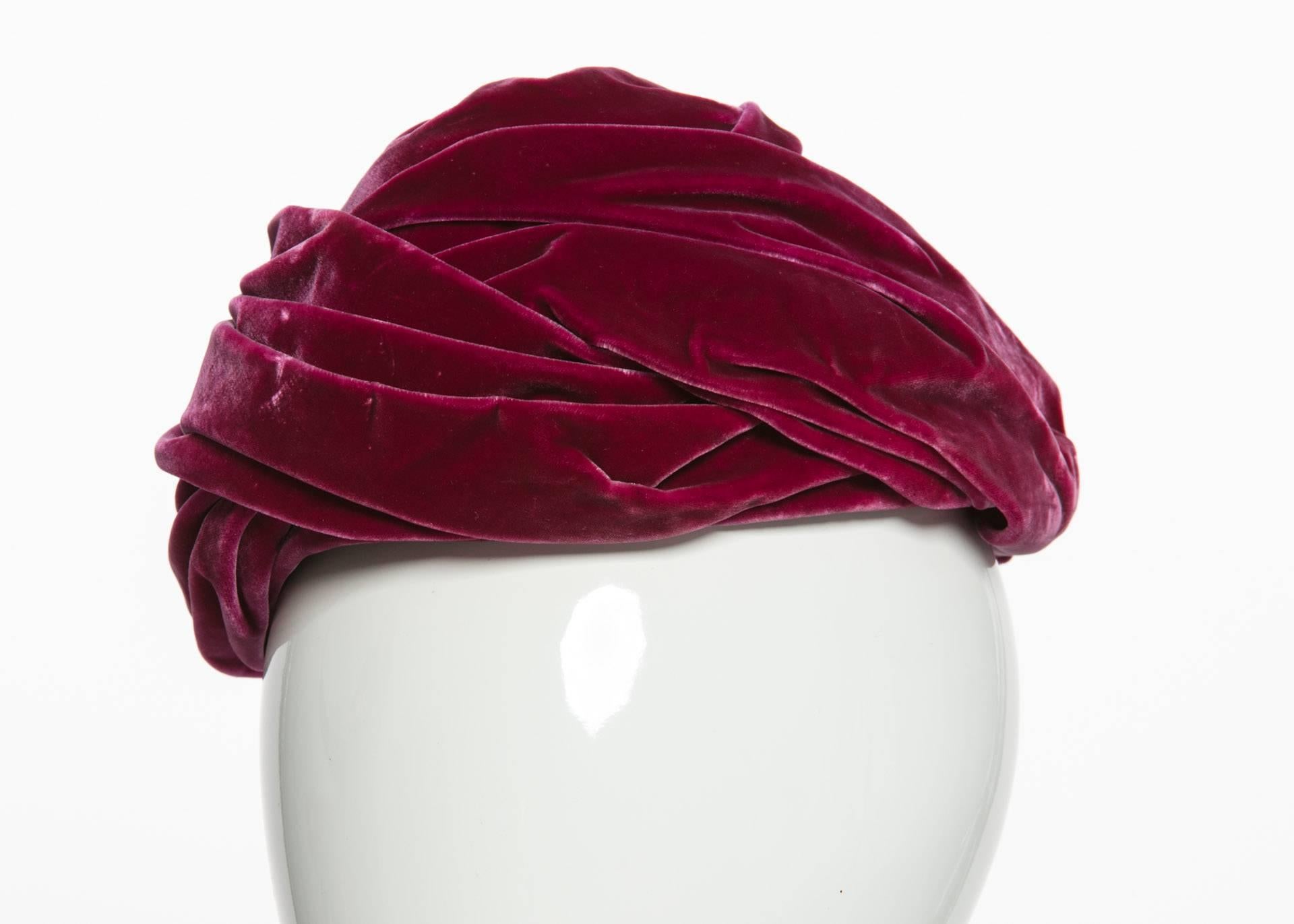 1930s Hattie Carnegie Original Raspberry Pink Velvet Turban Hat 1