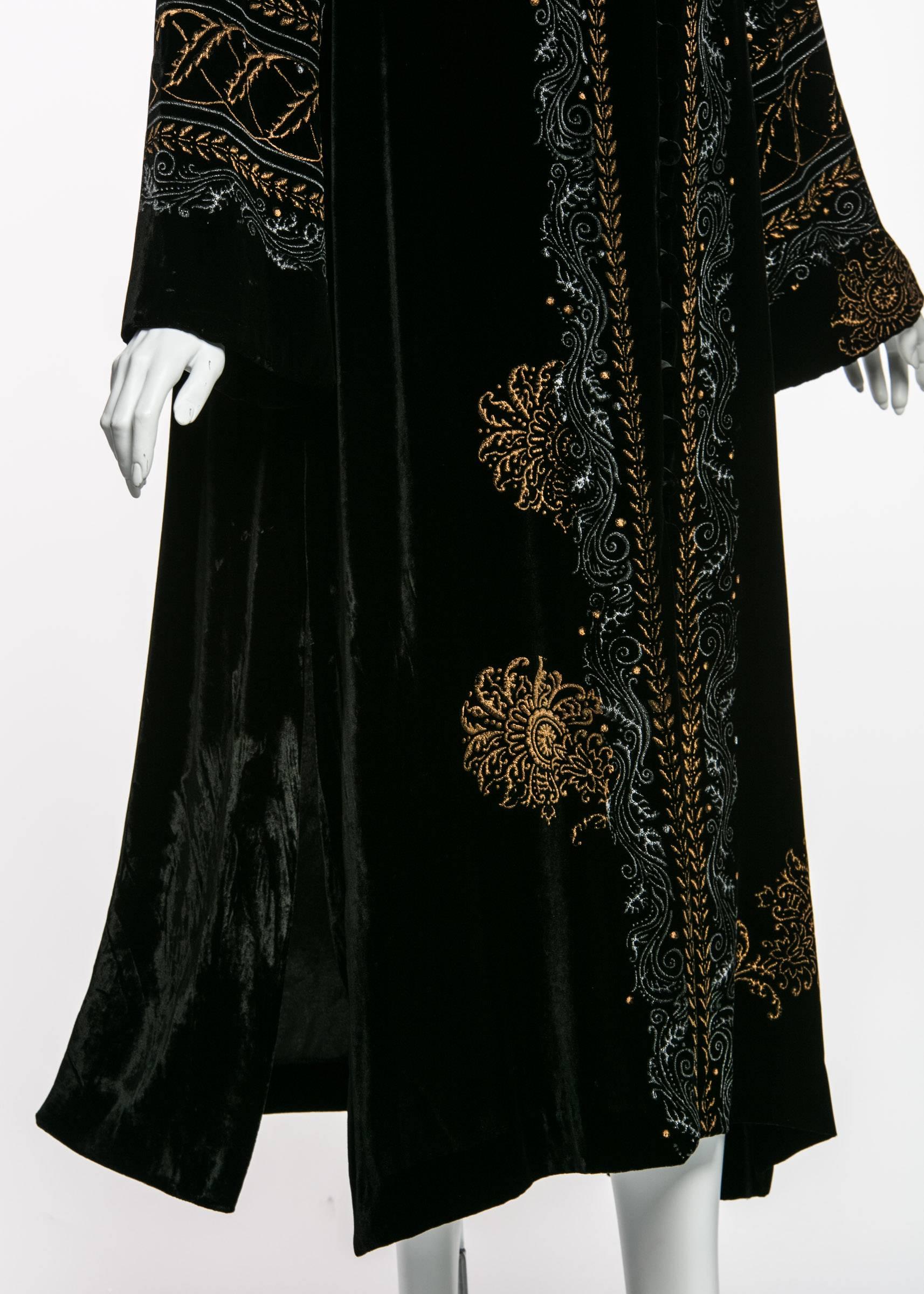 Mary Jane Sarvis Couture Fine Art  Black Silk Velvet Metallic Painted Caftan  In Excellent Condition In Boca Raton, FL