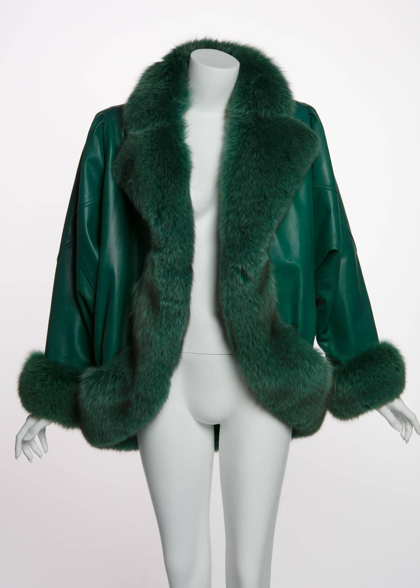 Black 1980s Jean Claude Jitrois Jewel Green Leather Dolman Sleeve Fox Fur Trimmed Coat