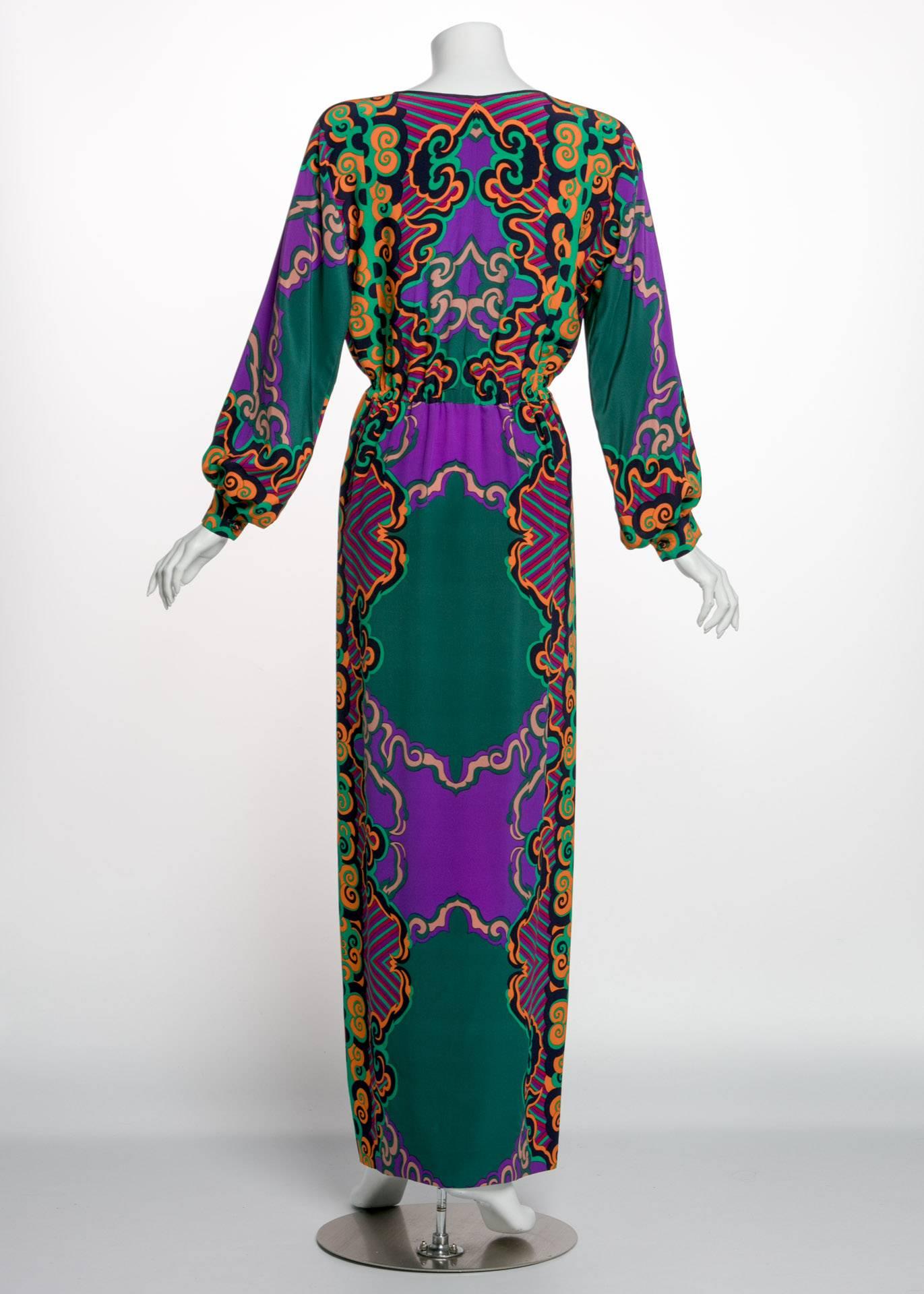 James Galanos Couture Emerald Green and Purple Silk Print Dress, 1970s  In Excellent Condition In Boca Raton, FL