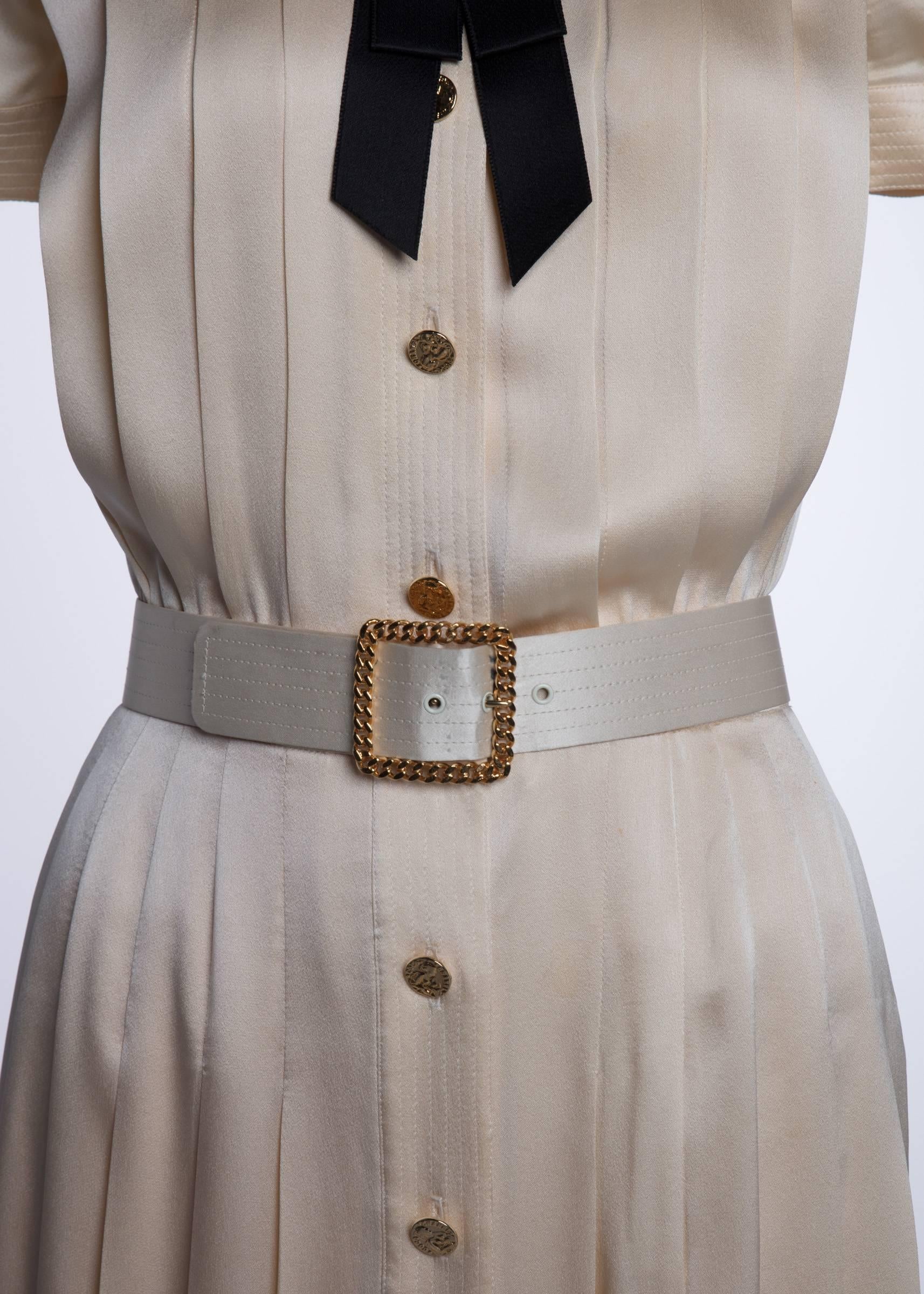 1990s Chanel Creme Silk Knife Pleats Camellia Bow Belted Shirt Dress Documented In Excellent Condition In Boca Raton, FL