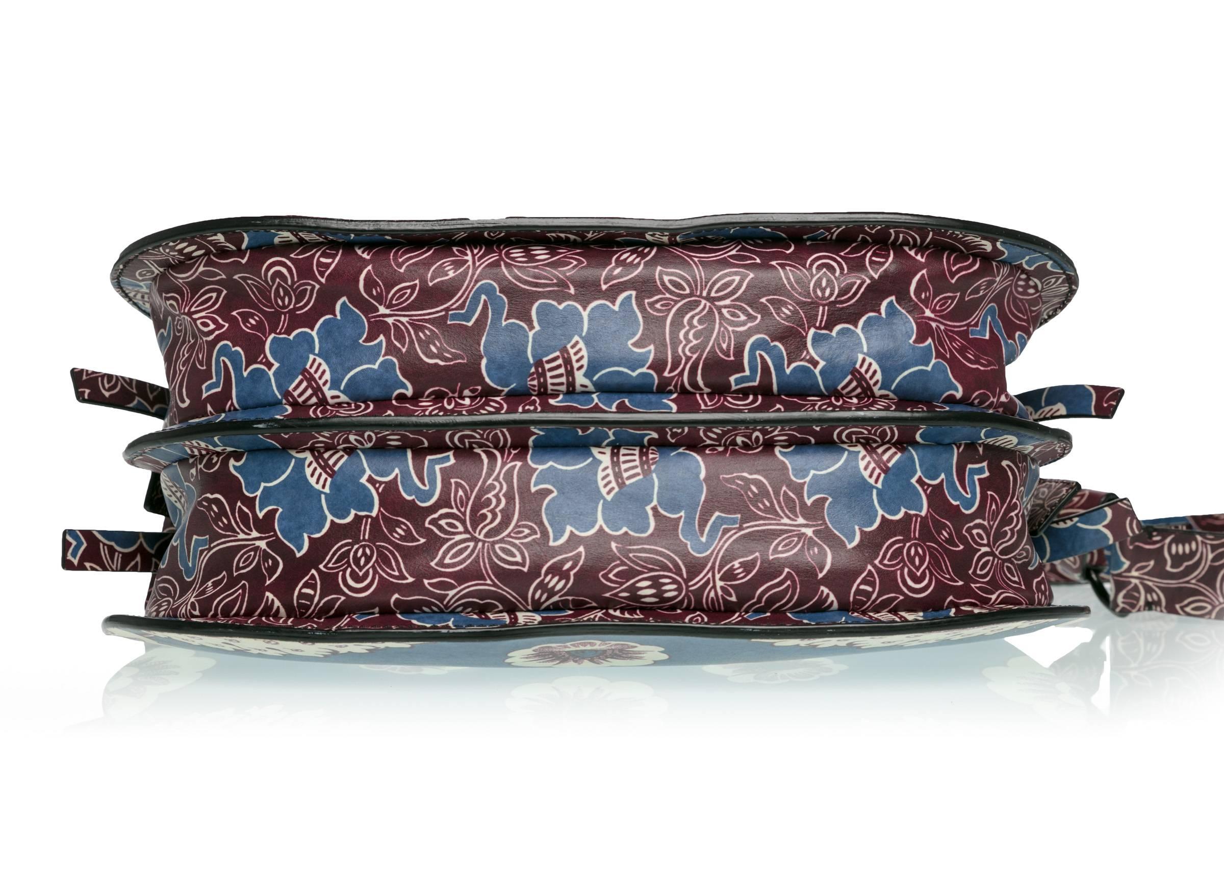 Valentino Spring  Runway Mixed Floral Print Leather Shoulder Bag, 2015  In Excellent Condition In Boca Raton, FL