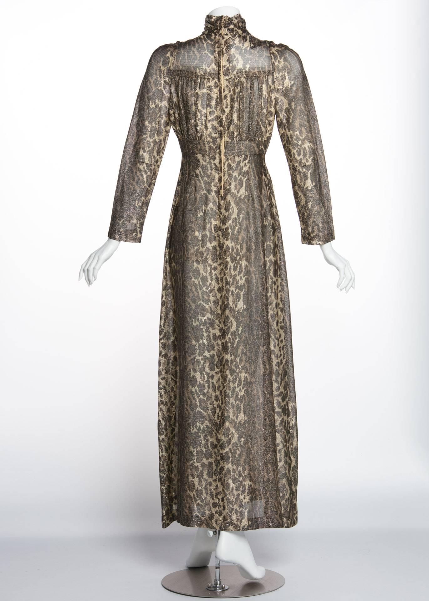 Gris Janice Wainwright - Robe longue à taille empire et imprimé guépard métallique, années 1970 en vente